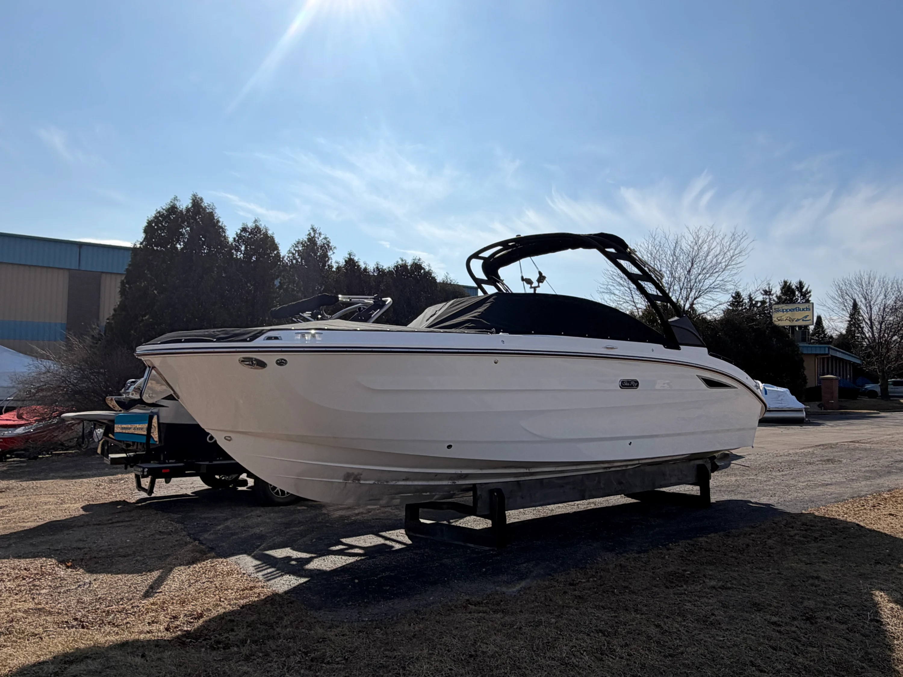 2026 Sea Ray SDX 270 Image Thumbnail #1