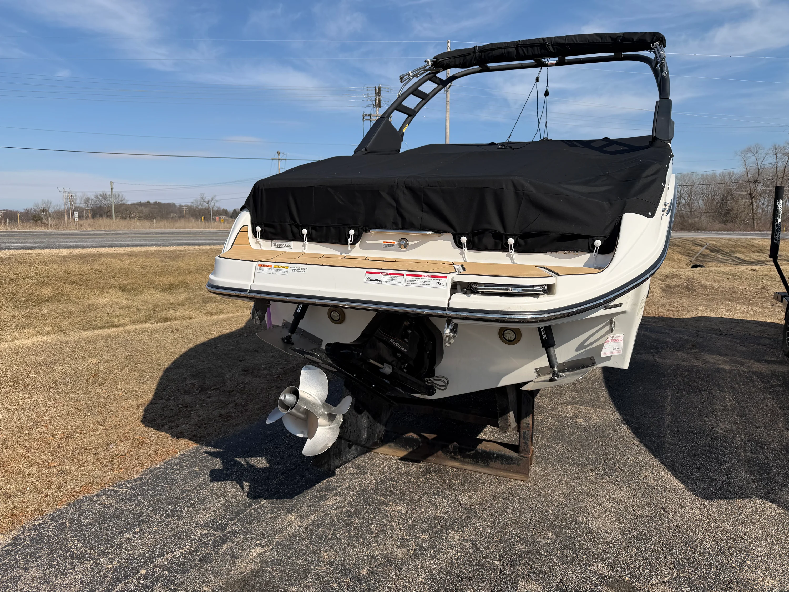 2026 Sea Ray SDX 270 Image Thumbnail #4