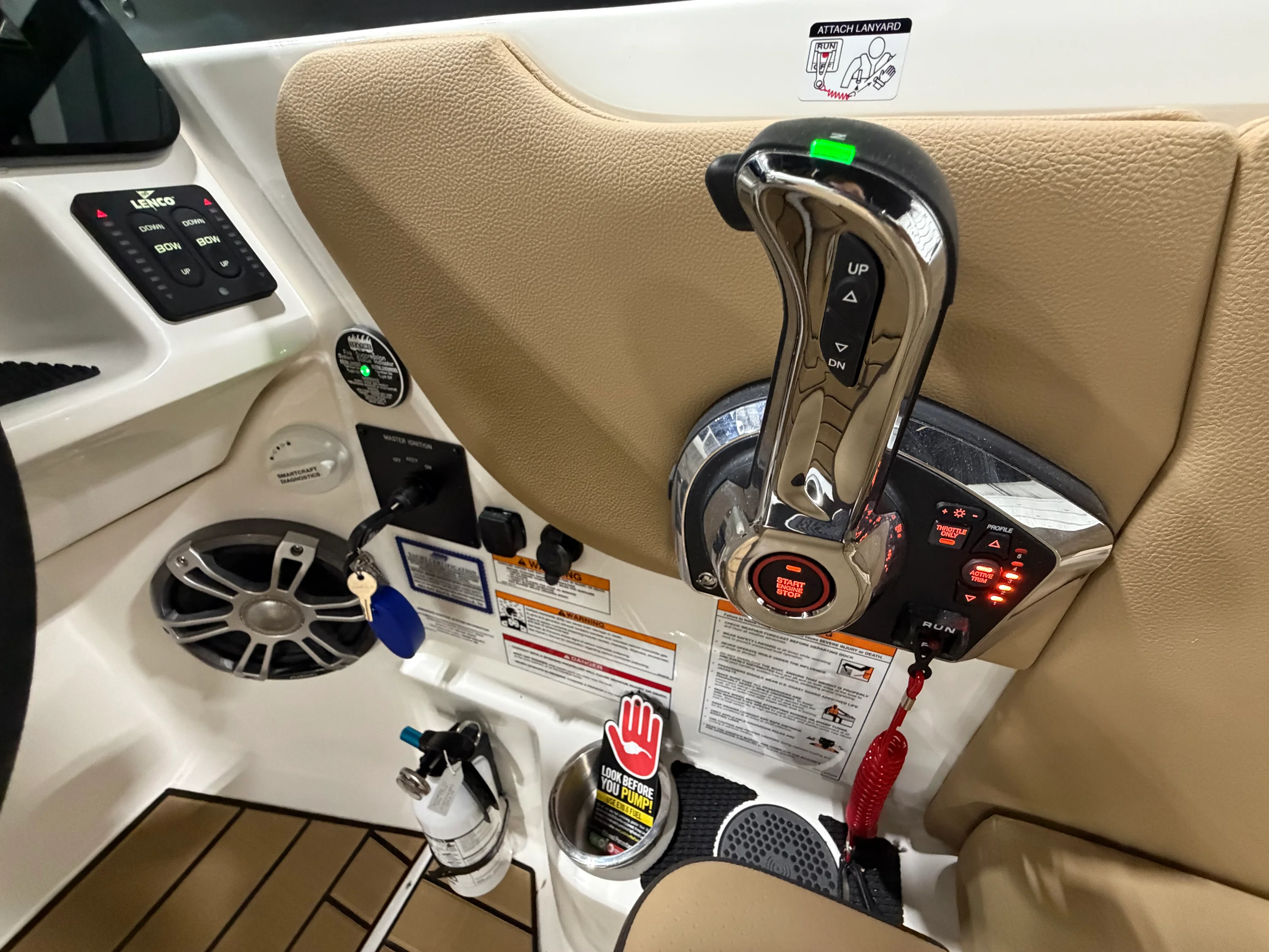 2026 Sea Ray SDX 270 Image Thumbnail #23