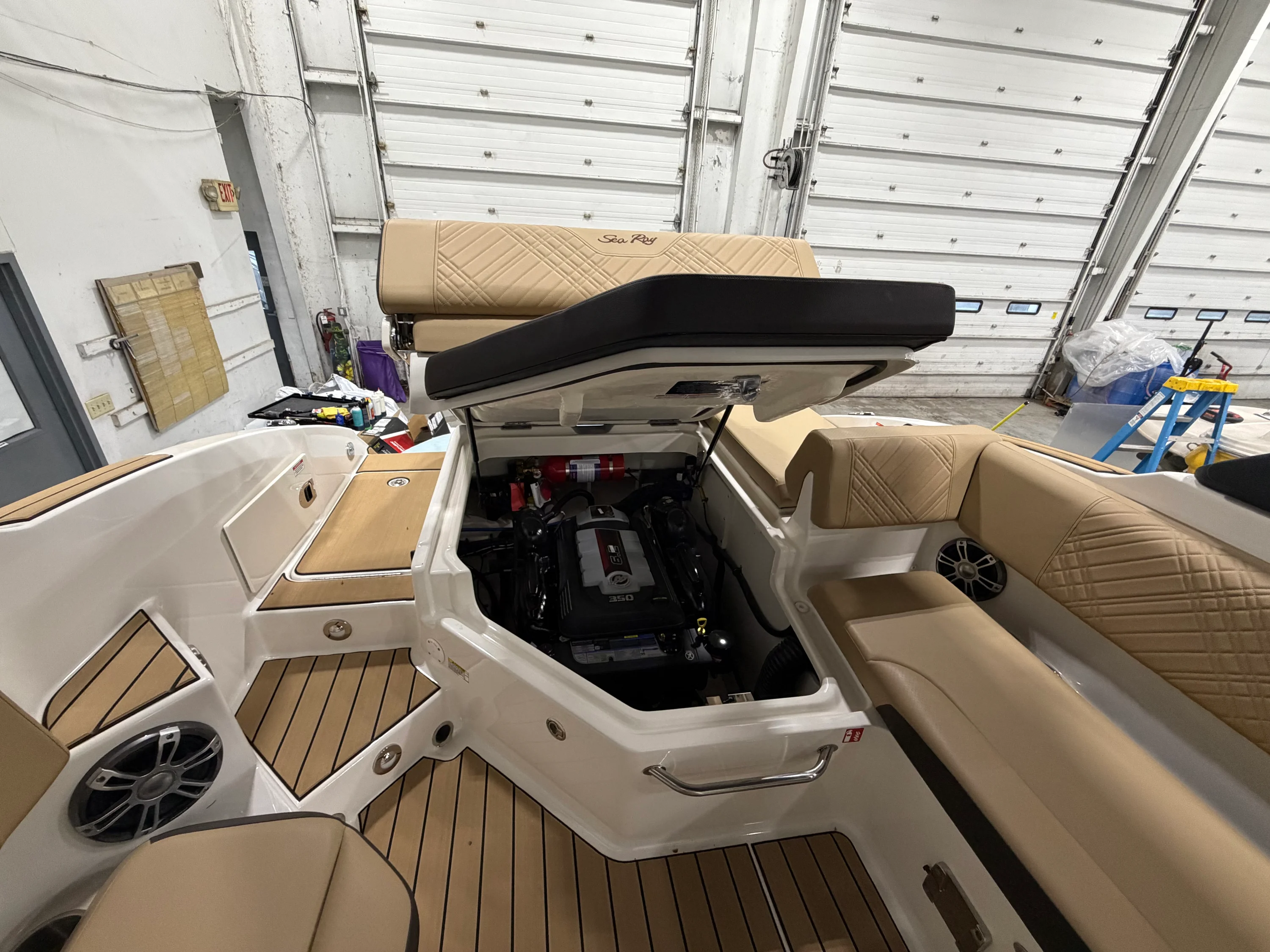 2026 Sea Ray SDX 270 Image Thumbnail #37