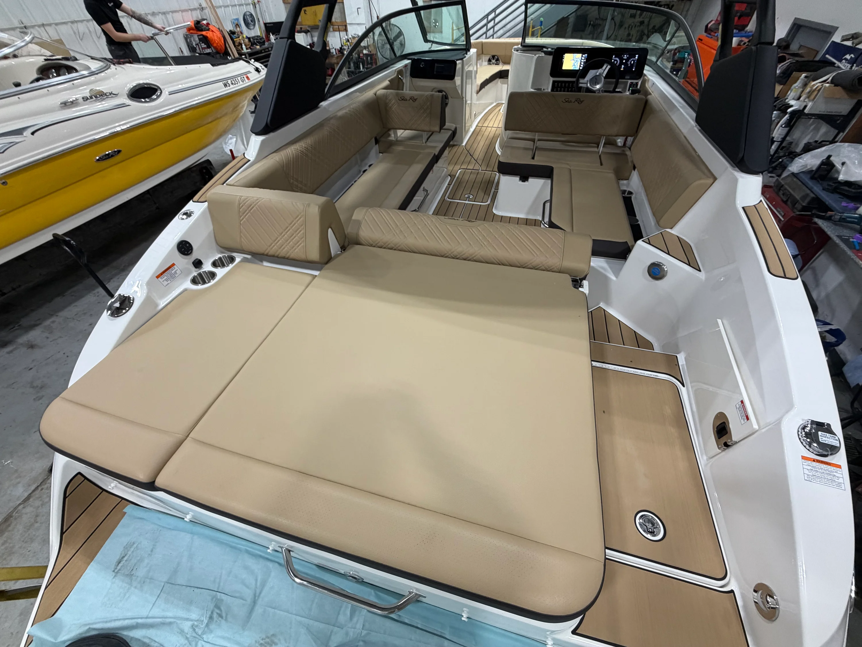 2026 Sea Ray SDX 270 Image Thumbnail #41