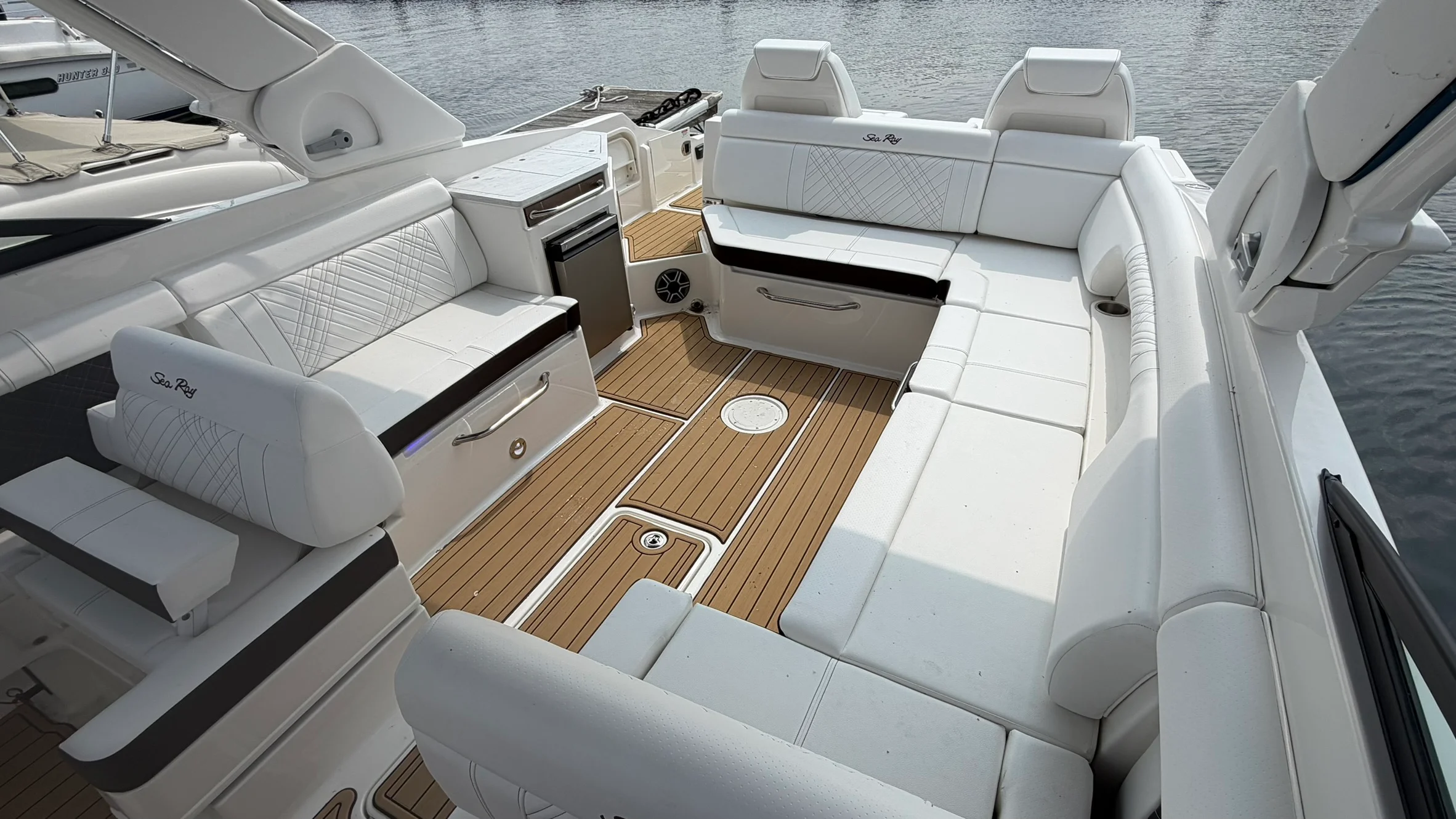 2026 Sea Ray SDX 290 Image Thumbnail #17