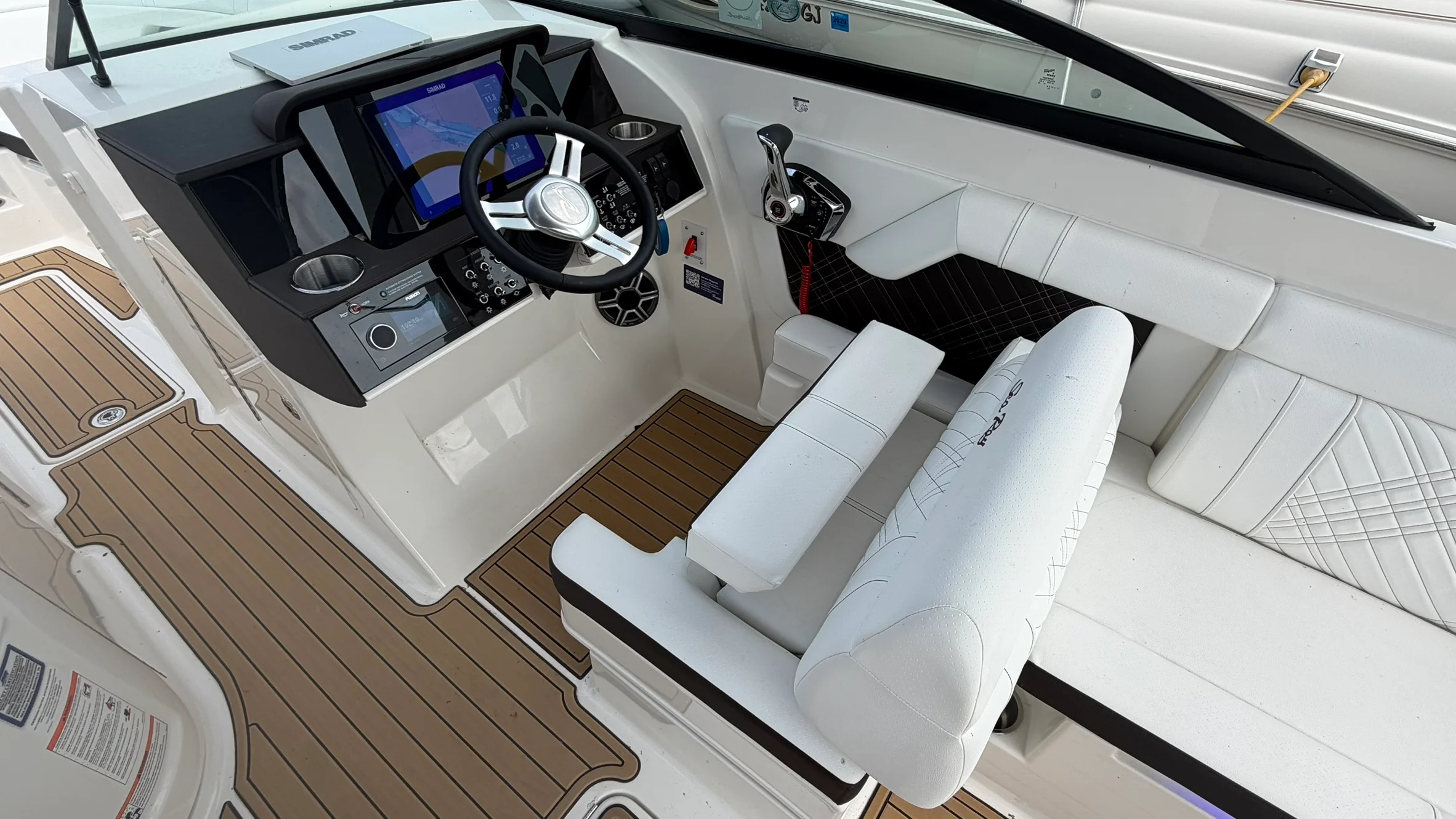 2026 Sea Ray SDX 290 Image Thumbnail #6