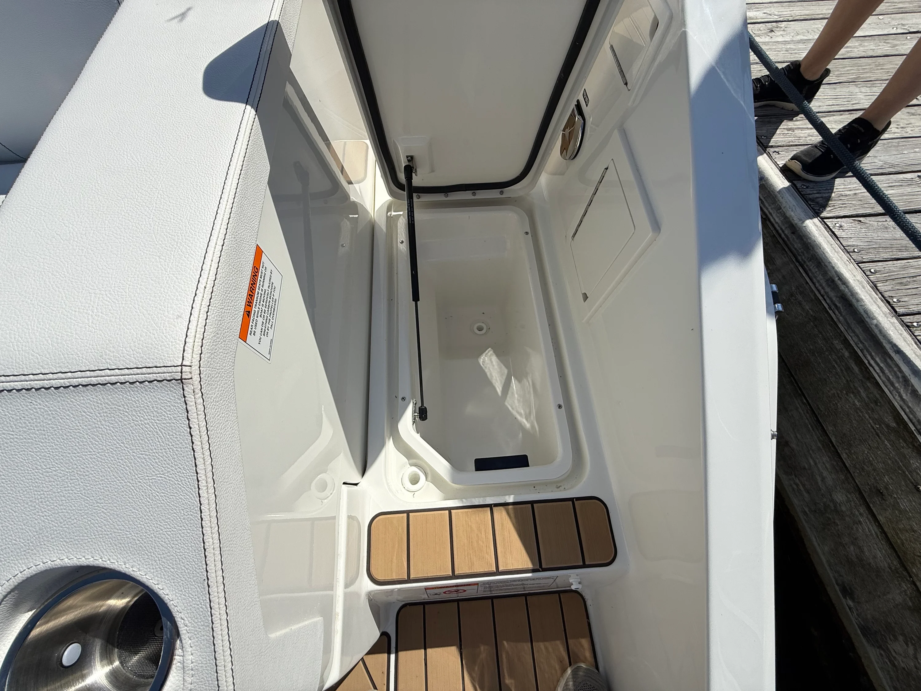 2026 Sea Ray SDX 290 Image Thumbnail #12