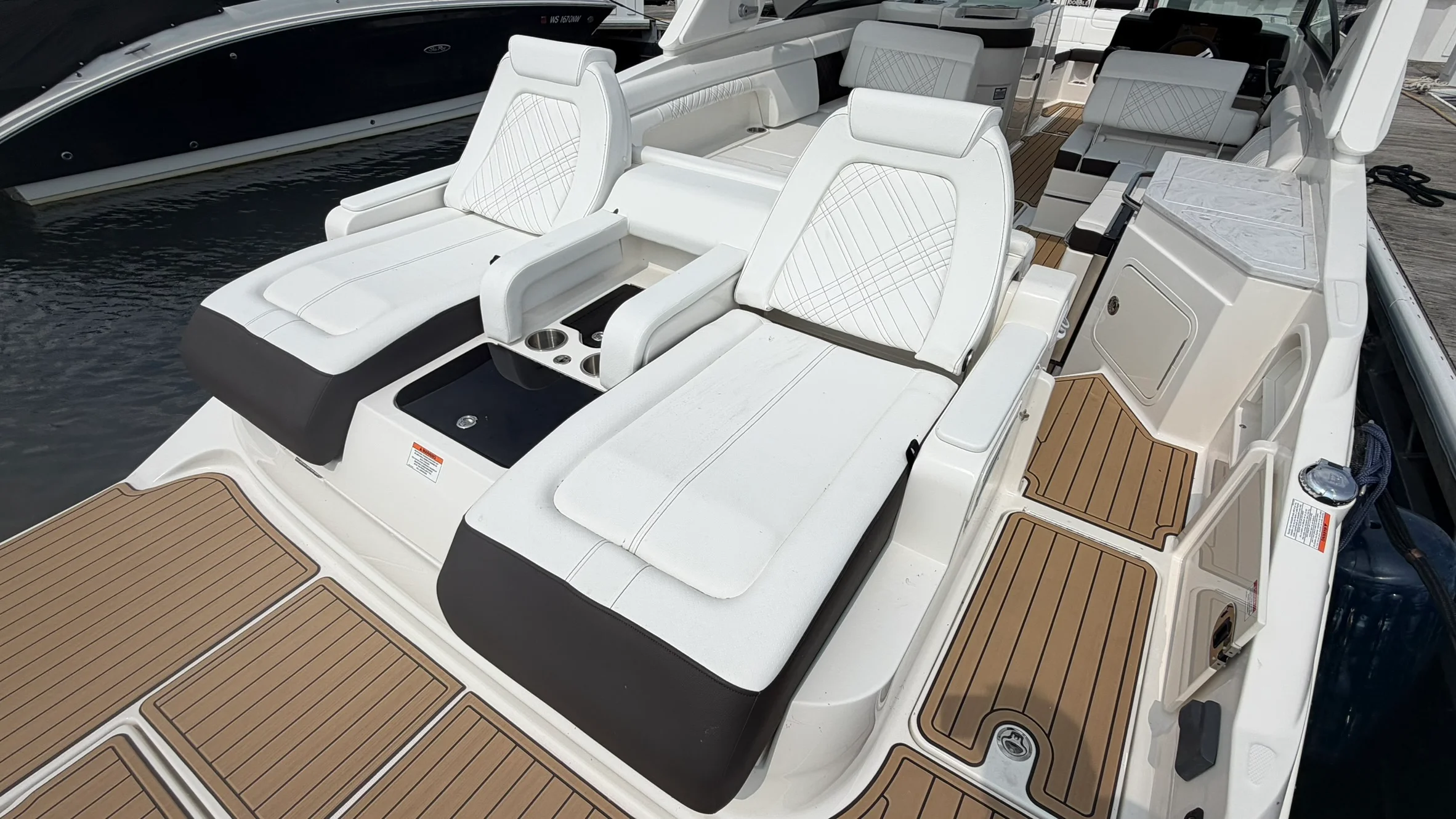 2026 Sea Ray SDX 290 Image Thumbnail #9