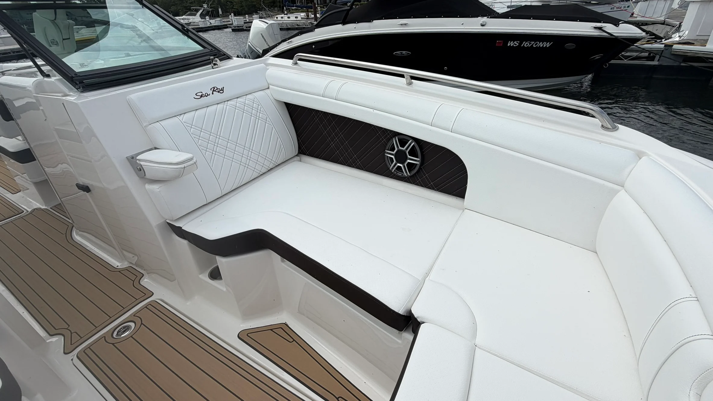 2026 Sea Ray SDX 290 Image Thumbnail #31