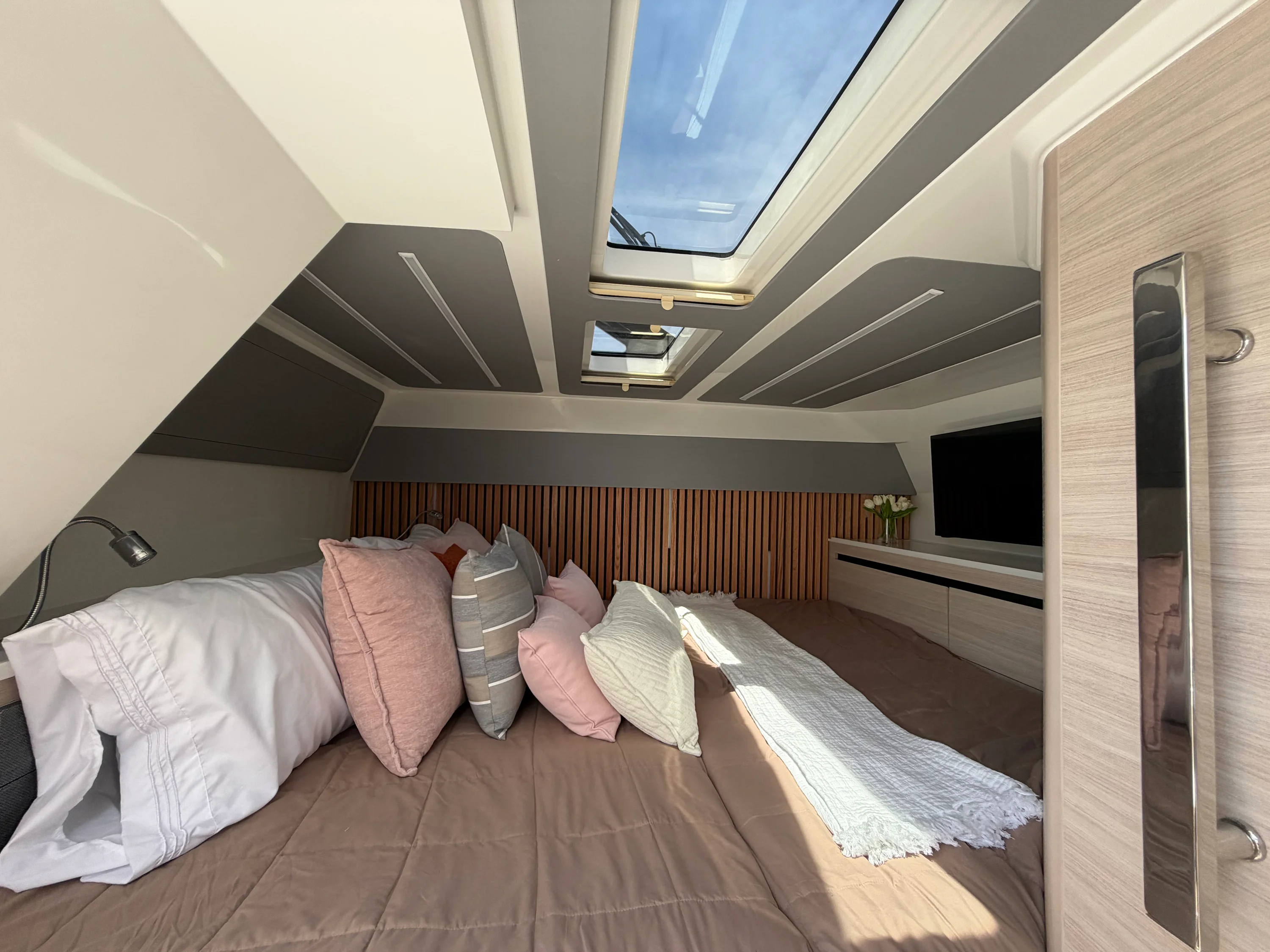 2026 Aquila 45 SPORT Image Thumbnail #39
