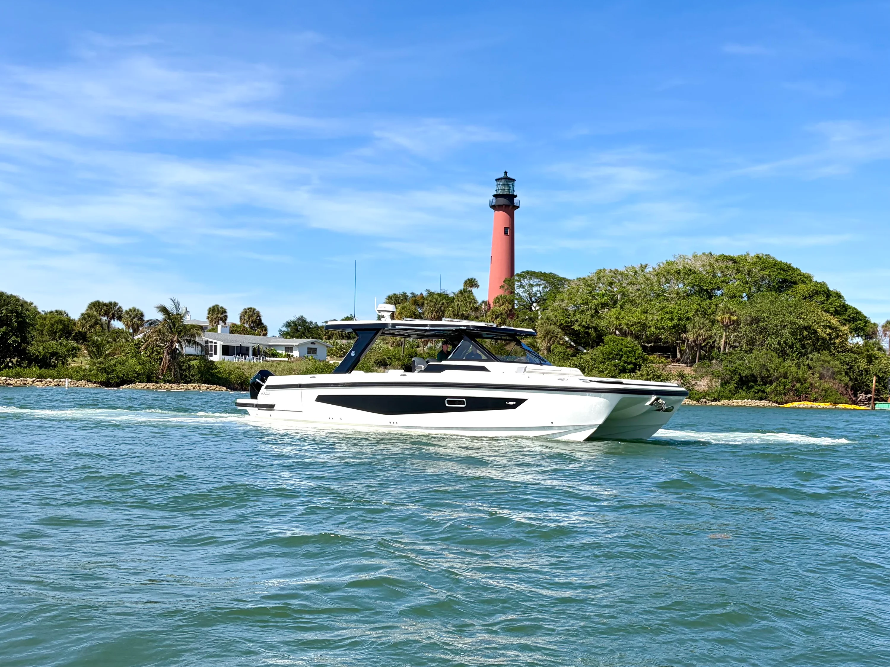 2026 Aquila 45 SPORT Image Thumbnail #9