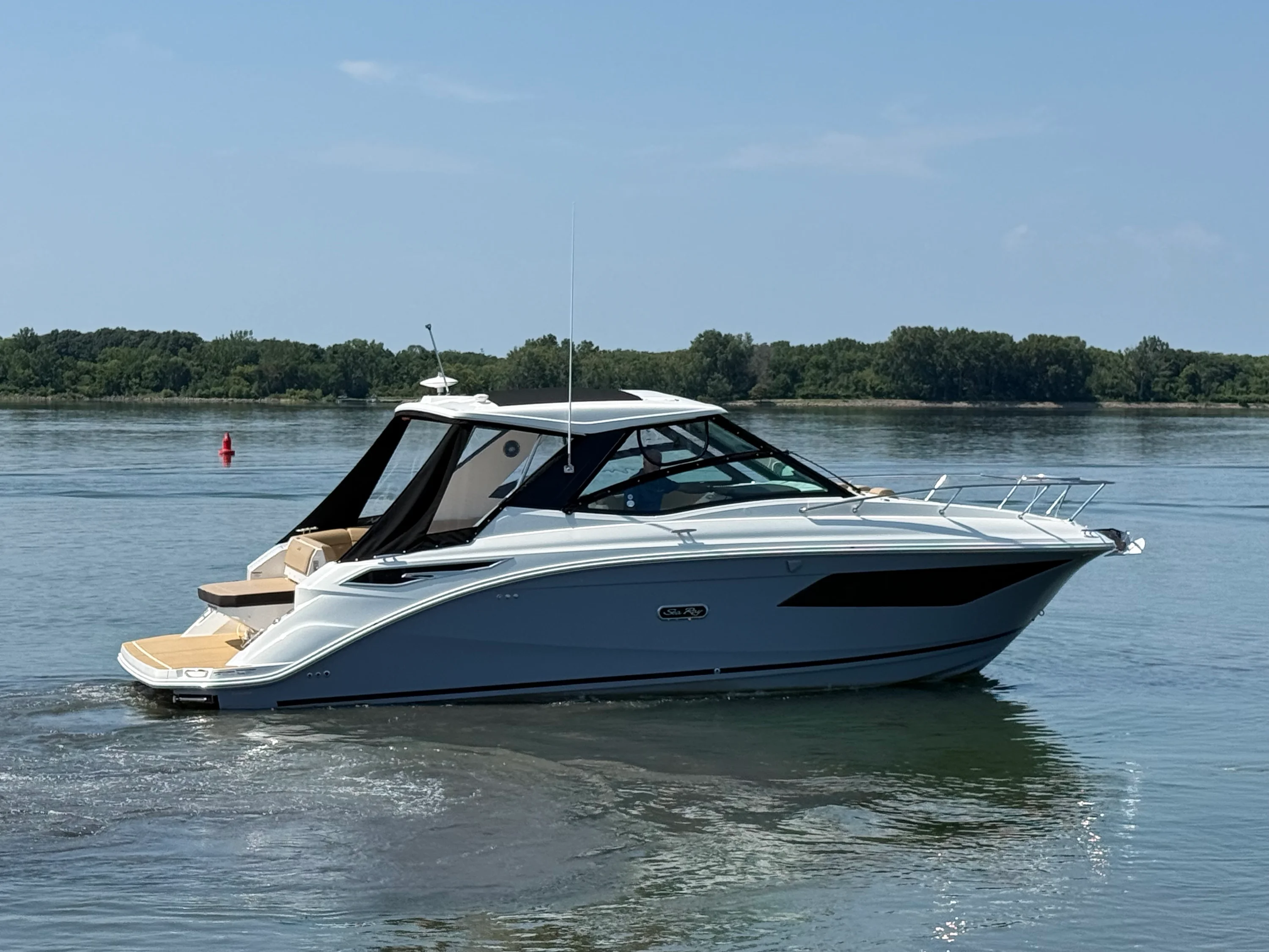 2026 Sea Ray Sundancer 320 Image Thumbnail #2
