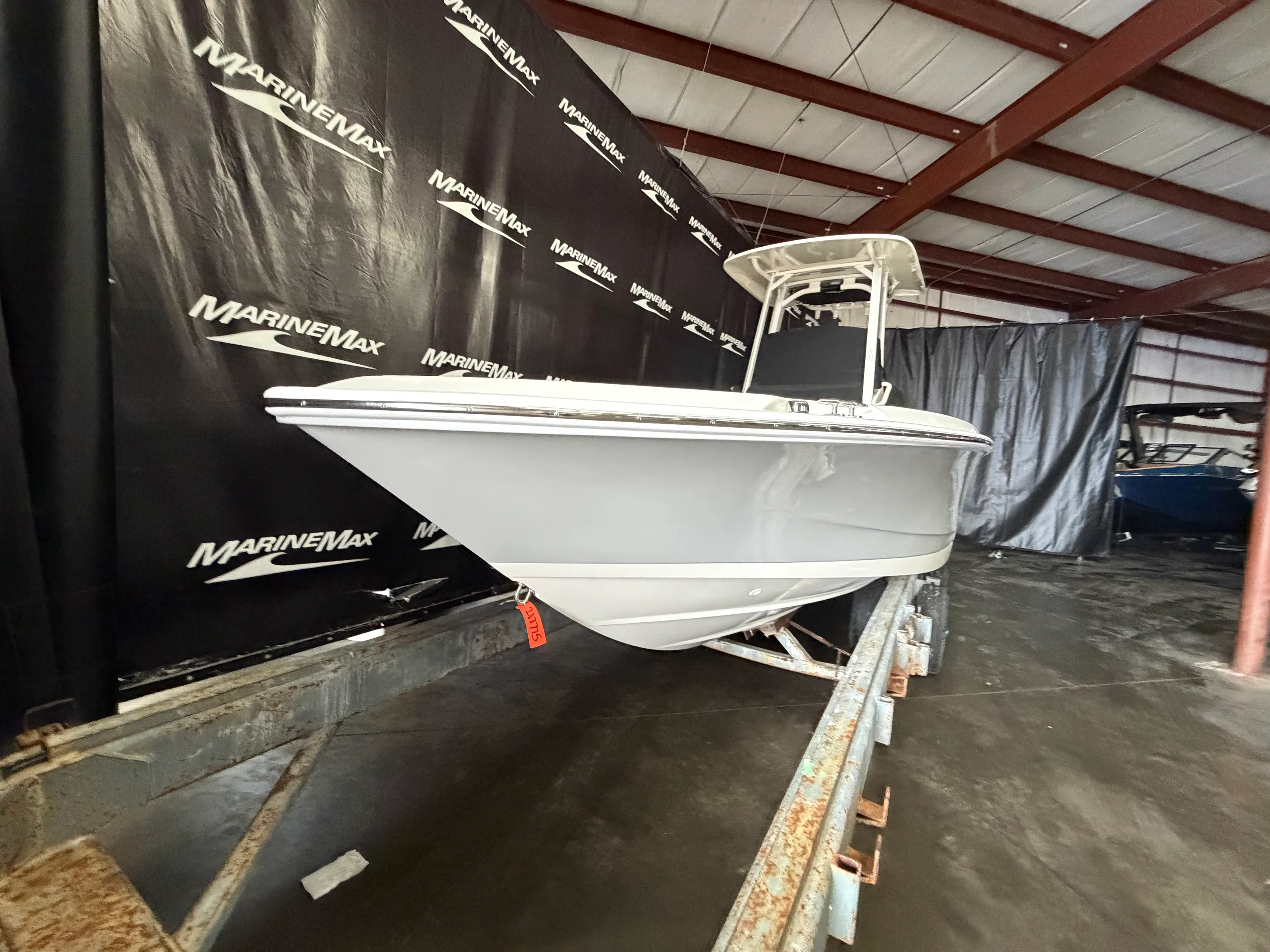 2026 Boston Whaler 250 Dauntless Image Thumbnail #1