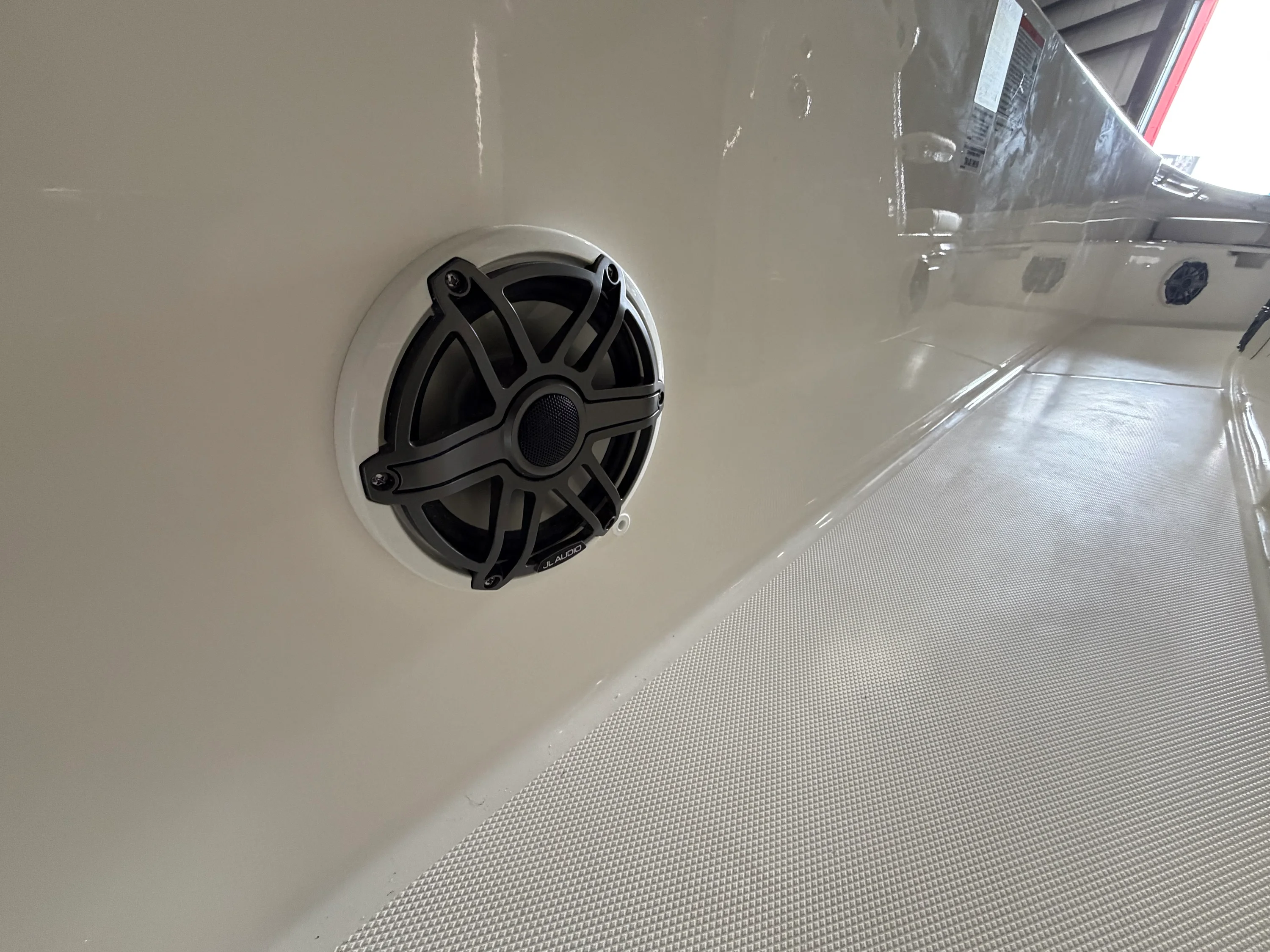 2026 Boston Whaler 250 Dauntless Image Thumbnail #29