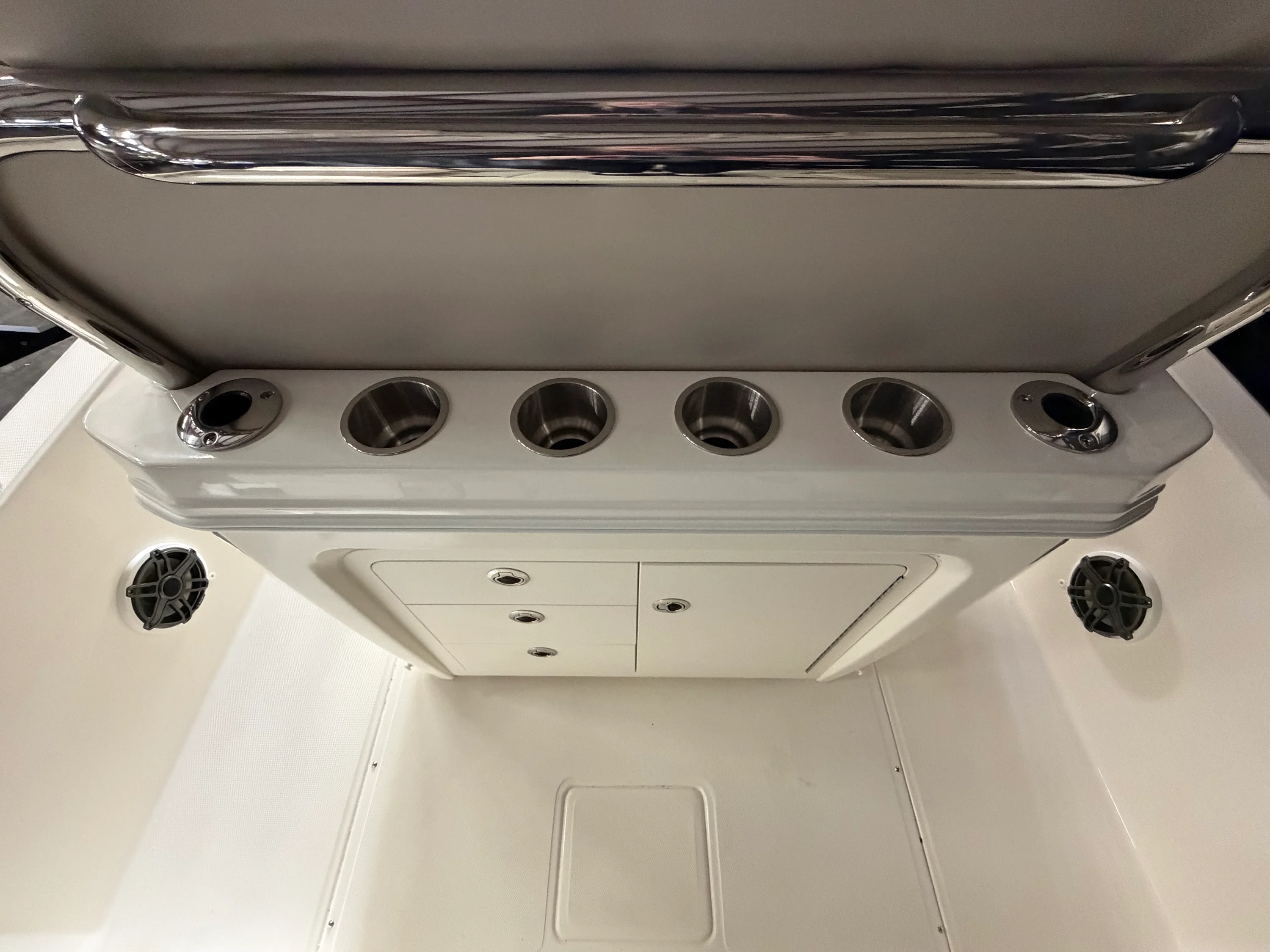 2026 Boston Whaler 250 Dauntless Image Thumbnail #32