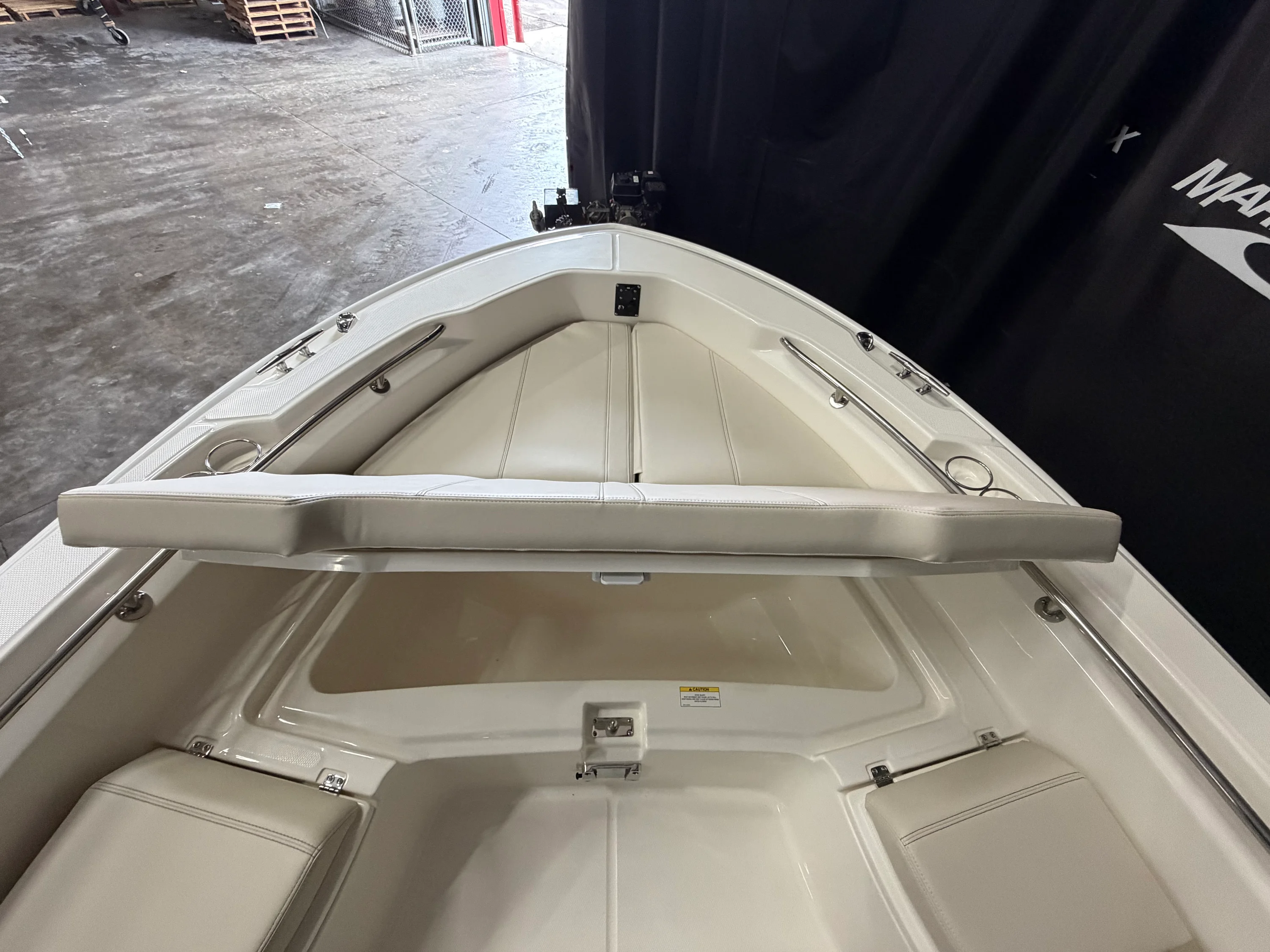 2026 Boston Whaler 250 Dauntless Image Thumbnail #39