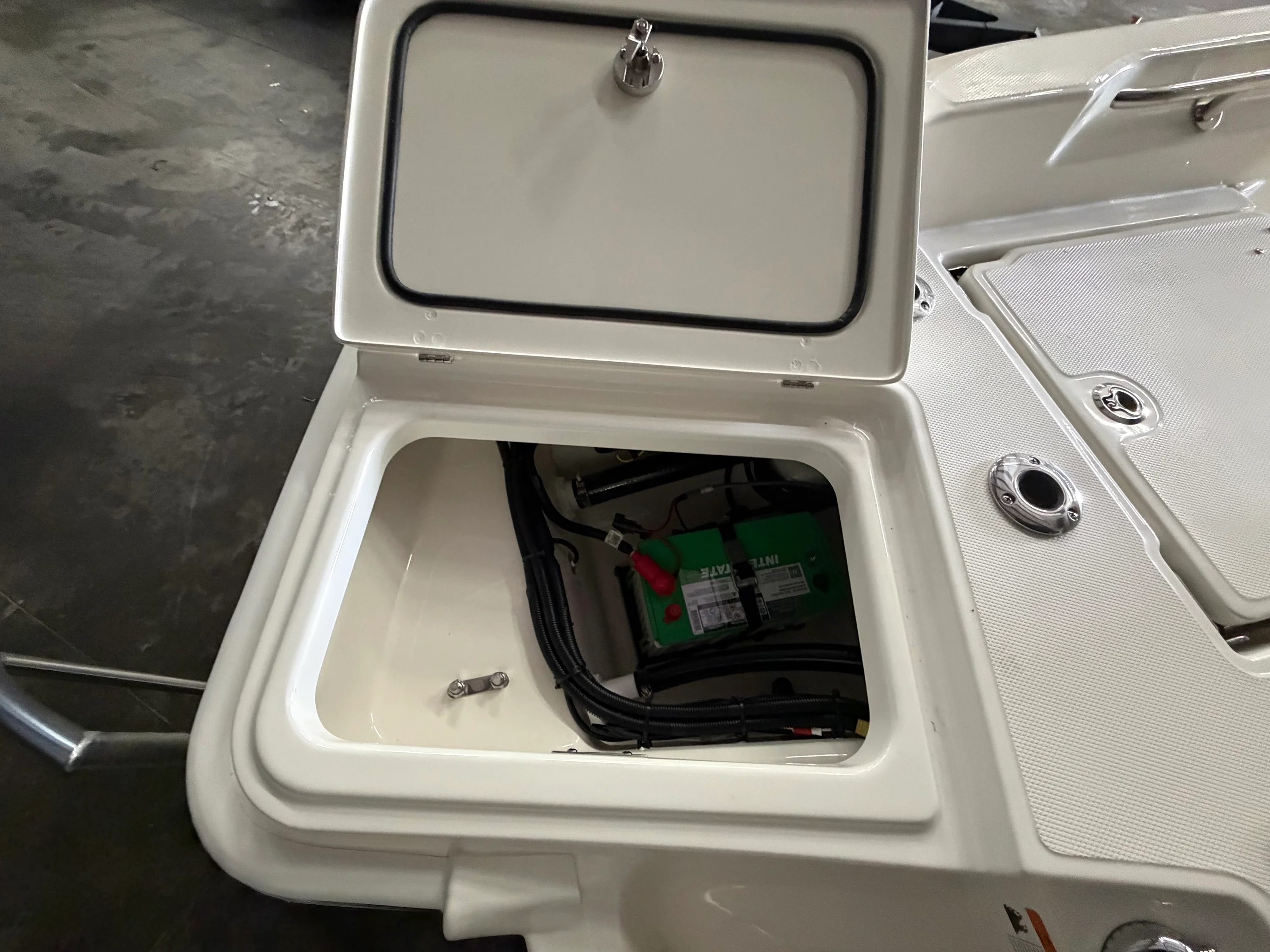 2026 Boston Whaler 250 Dauntless Image Thumbnail #43