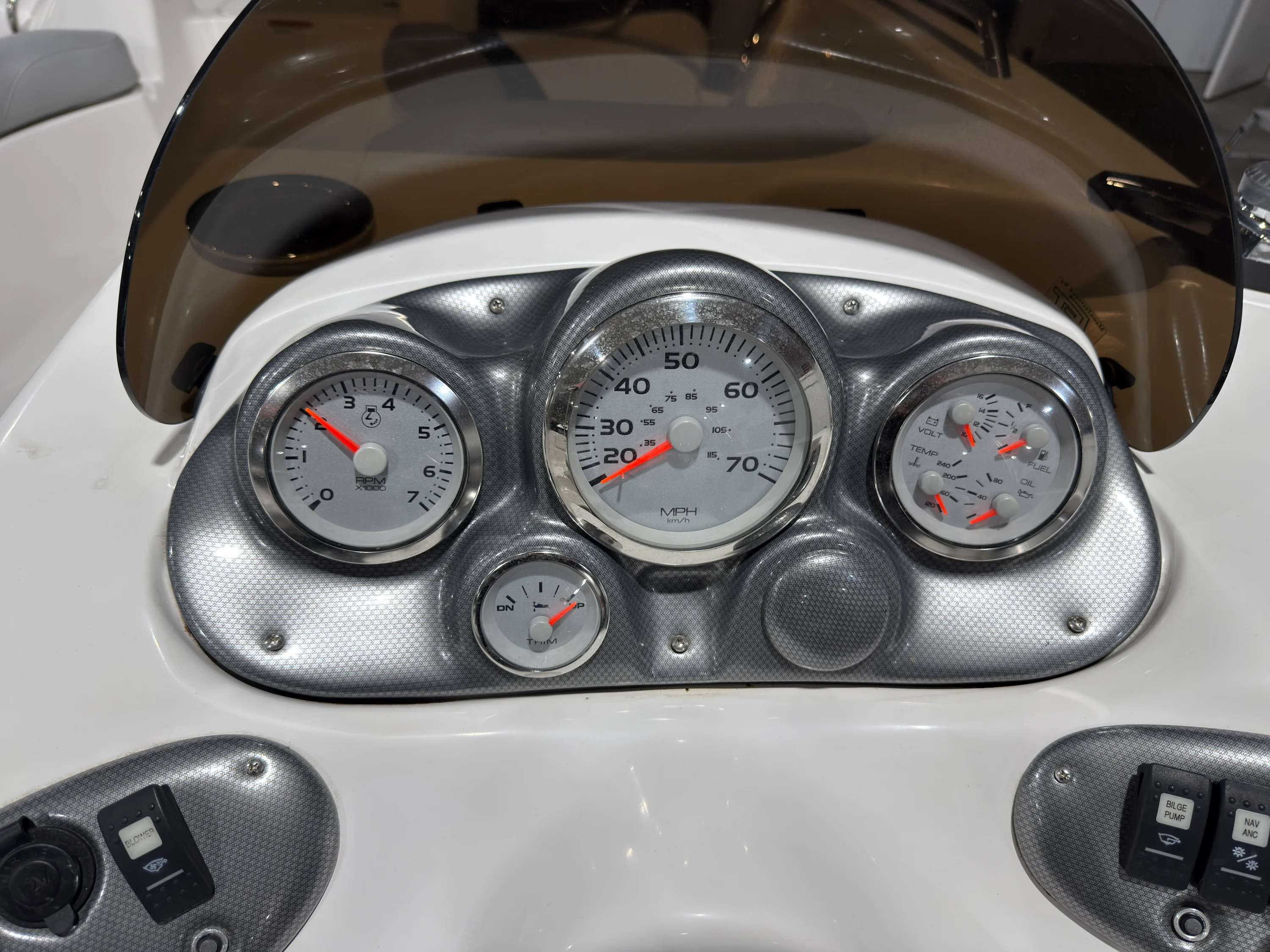 2014 Starcraft 2000 LIMITED Image Thumbnail #14