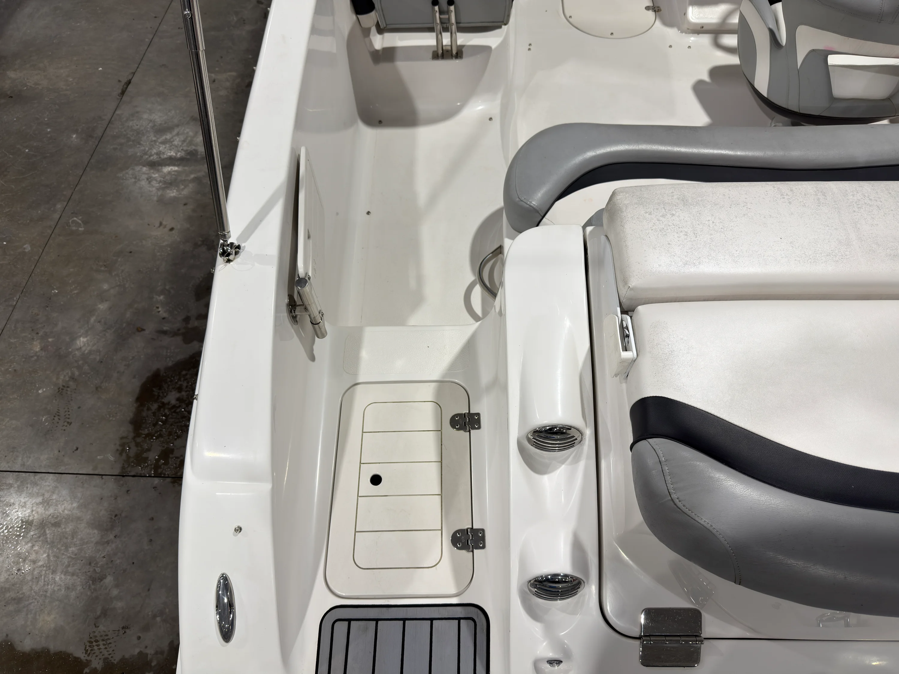 2014 Starcraft 2000 LIMITED Image Thumbnail #7