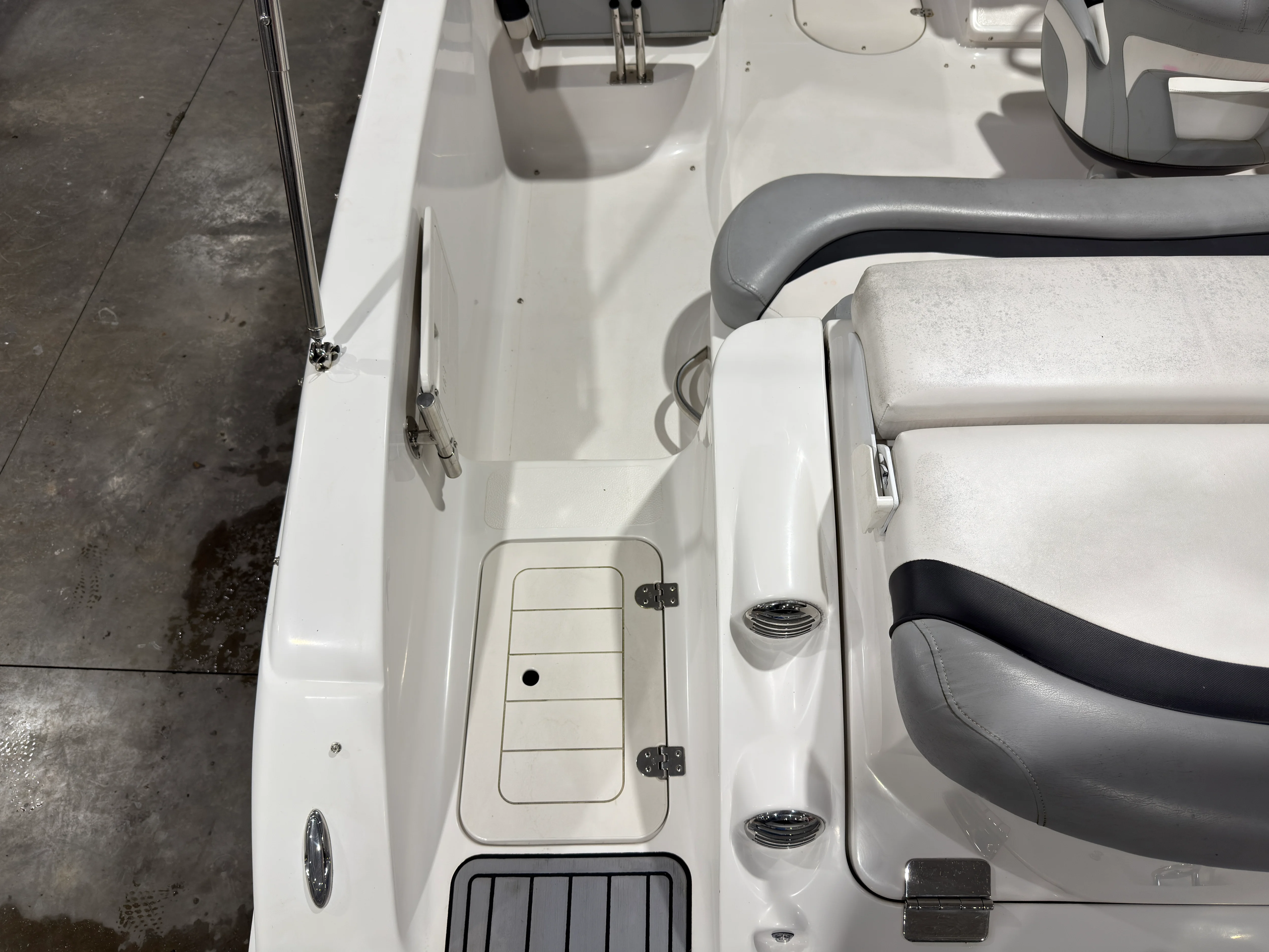 2014 Starcraft 2000 LIMITED Image Thumbnail #7