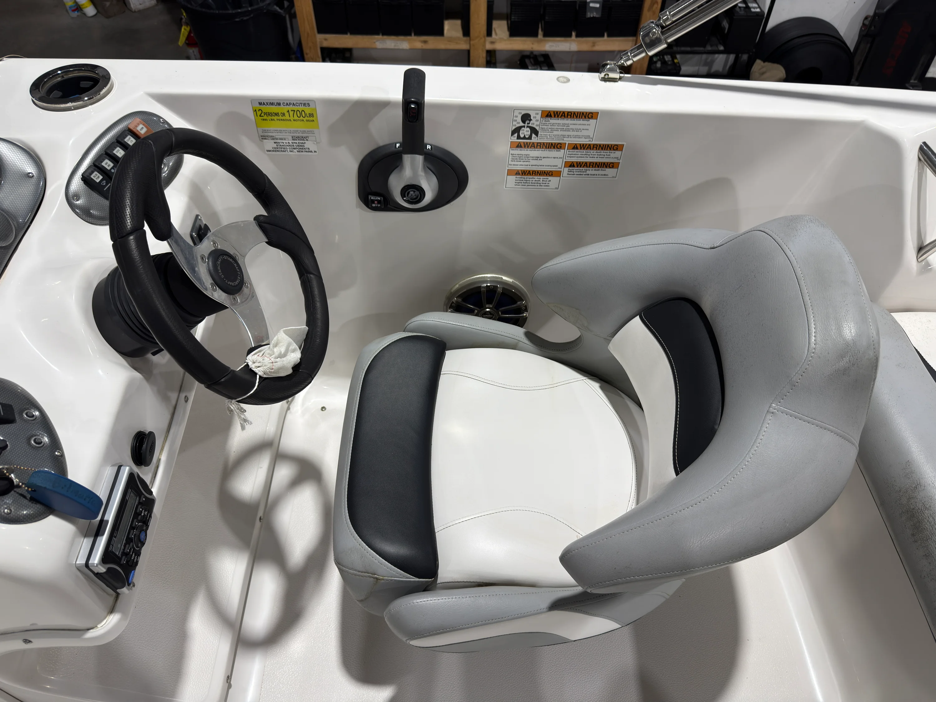 2014 Starcraft 2000 LIMITED Image Thumbnail #10