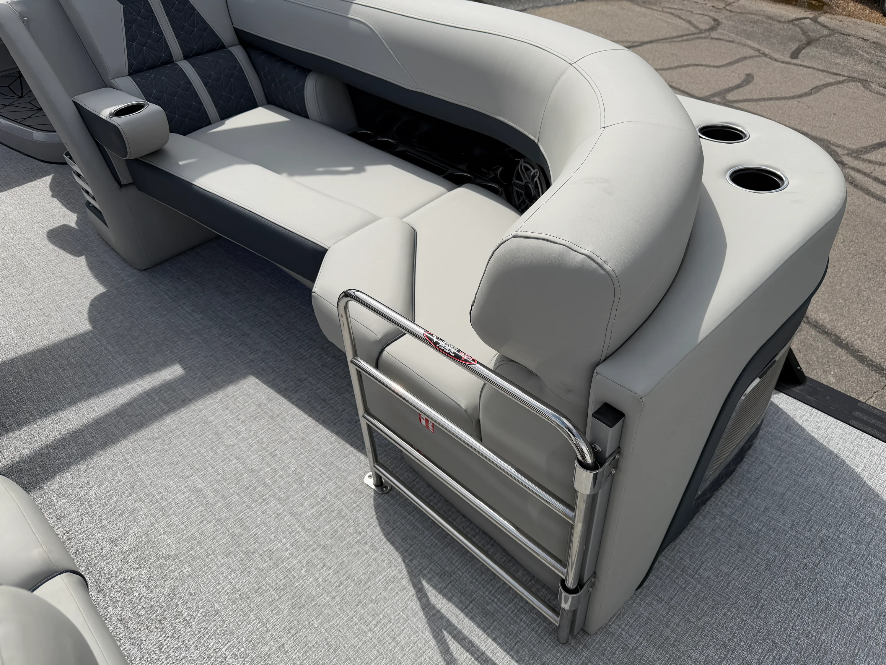 2026 Harris GRAND MARINER 270 Image Thumbnail #12