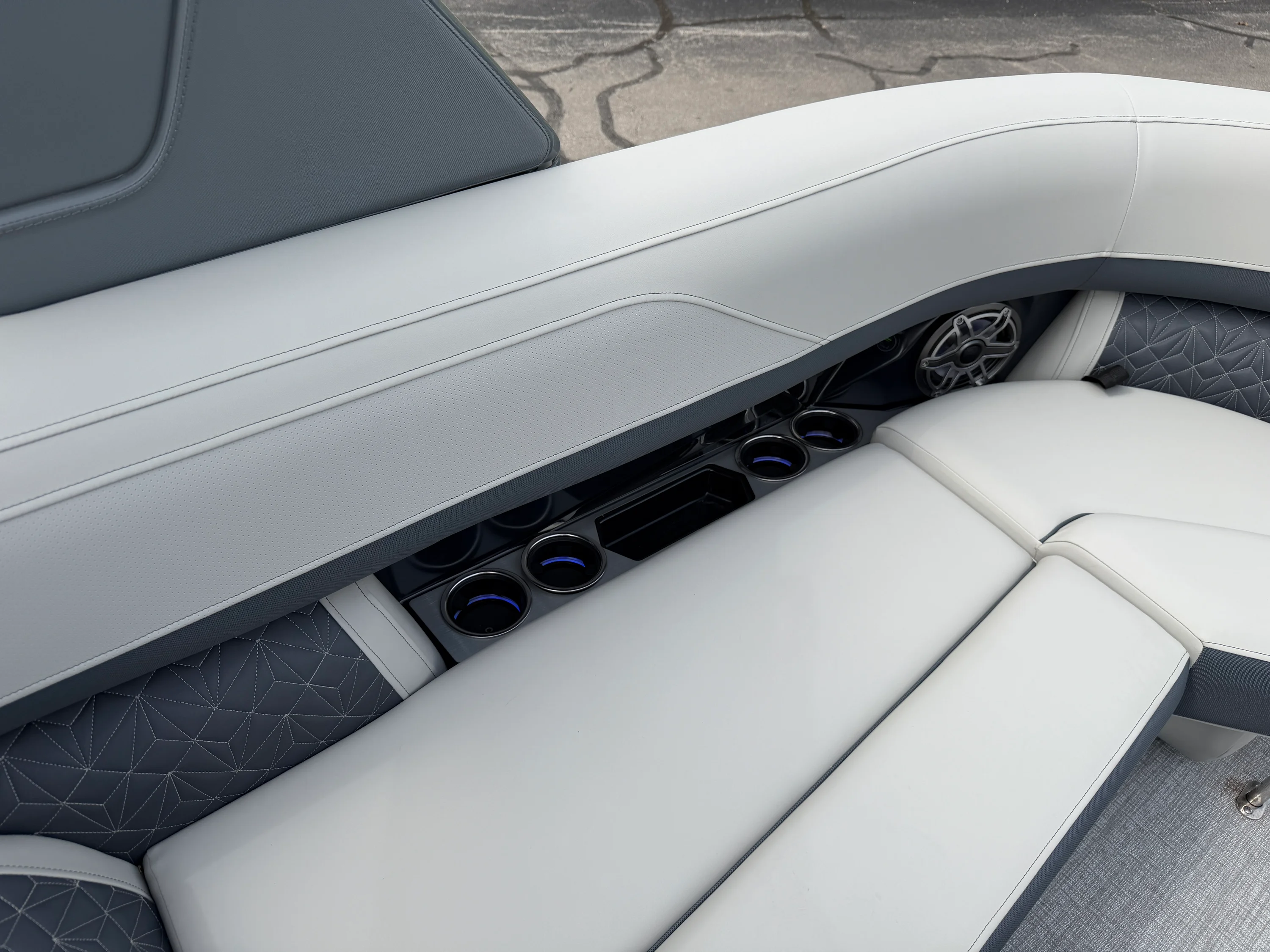 2026 Harris GRAND MARINER 270 Image Thumbnail #22