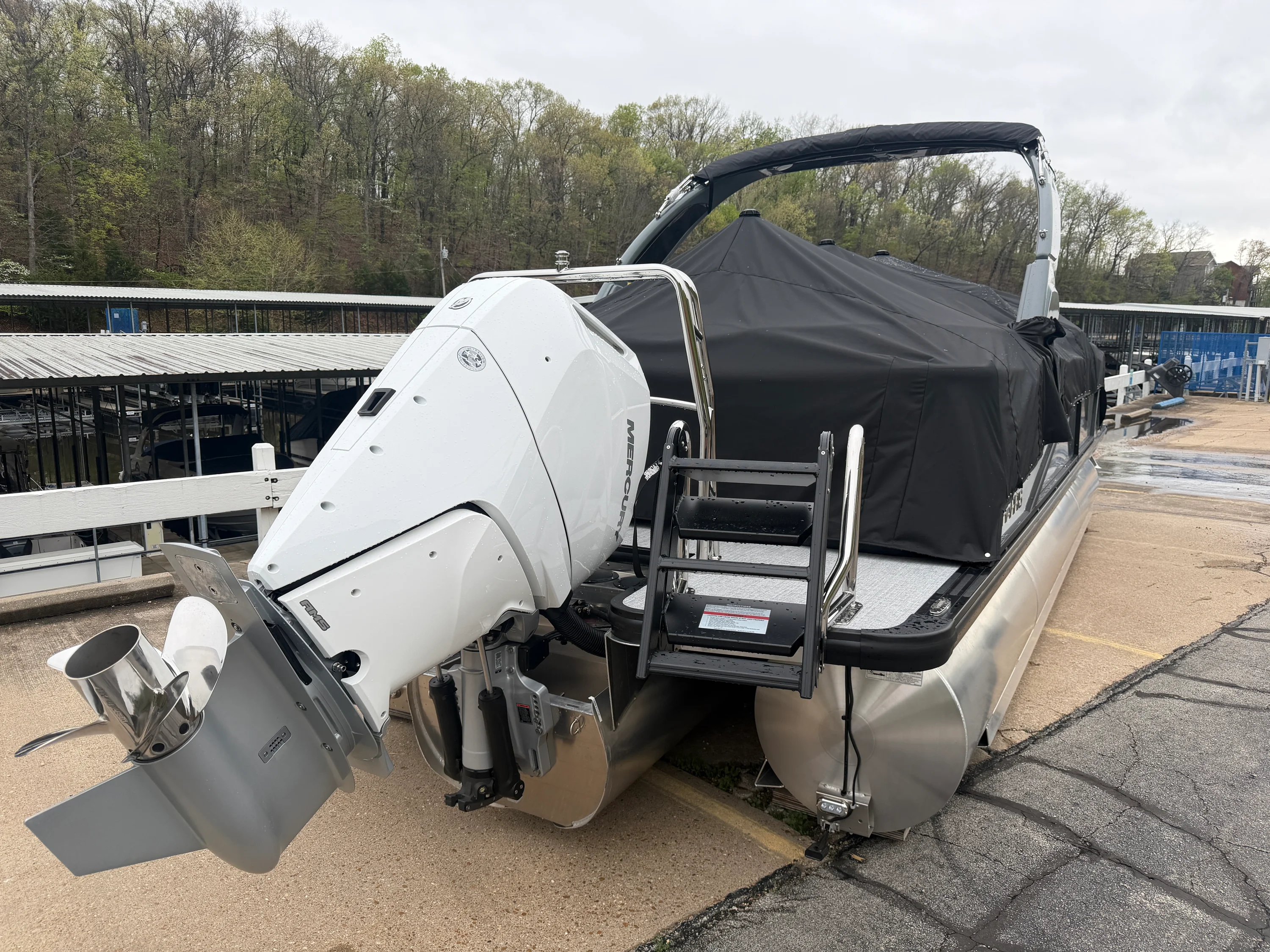 2026 Harris GRAND MARINER 270 Image Thumbnail #8