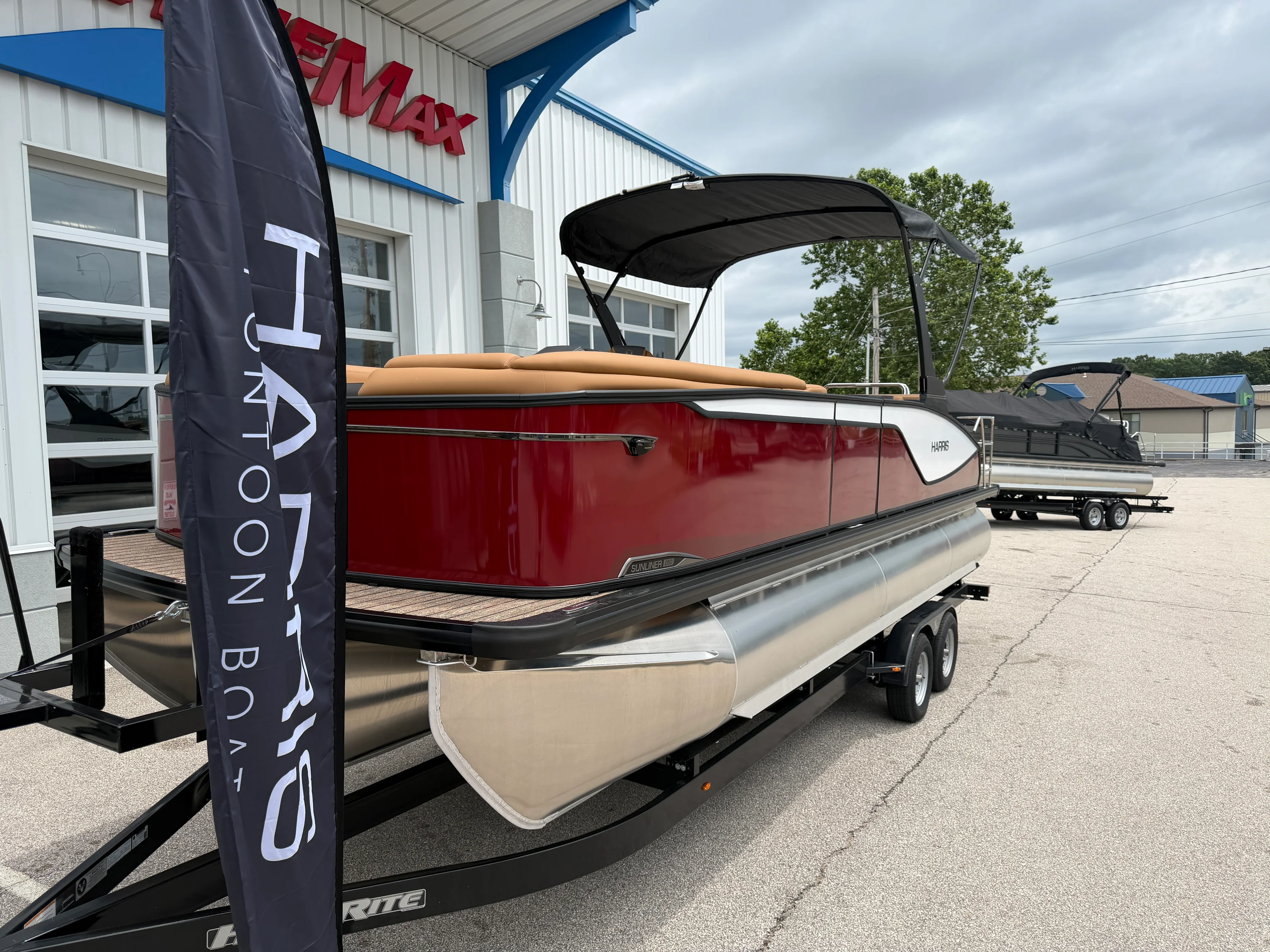 2026 Harris Sunliner 250 Image Thumbnail #1