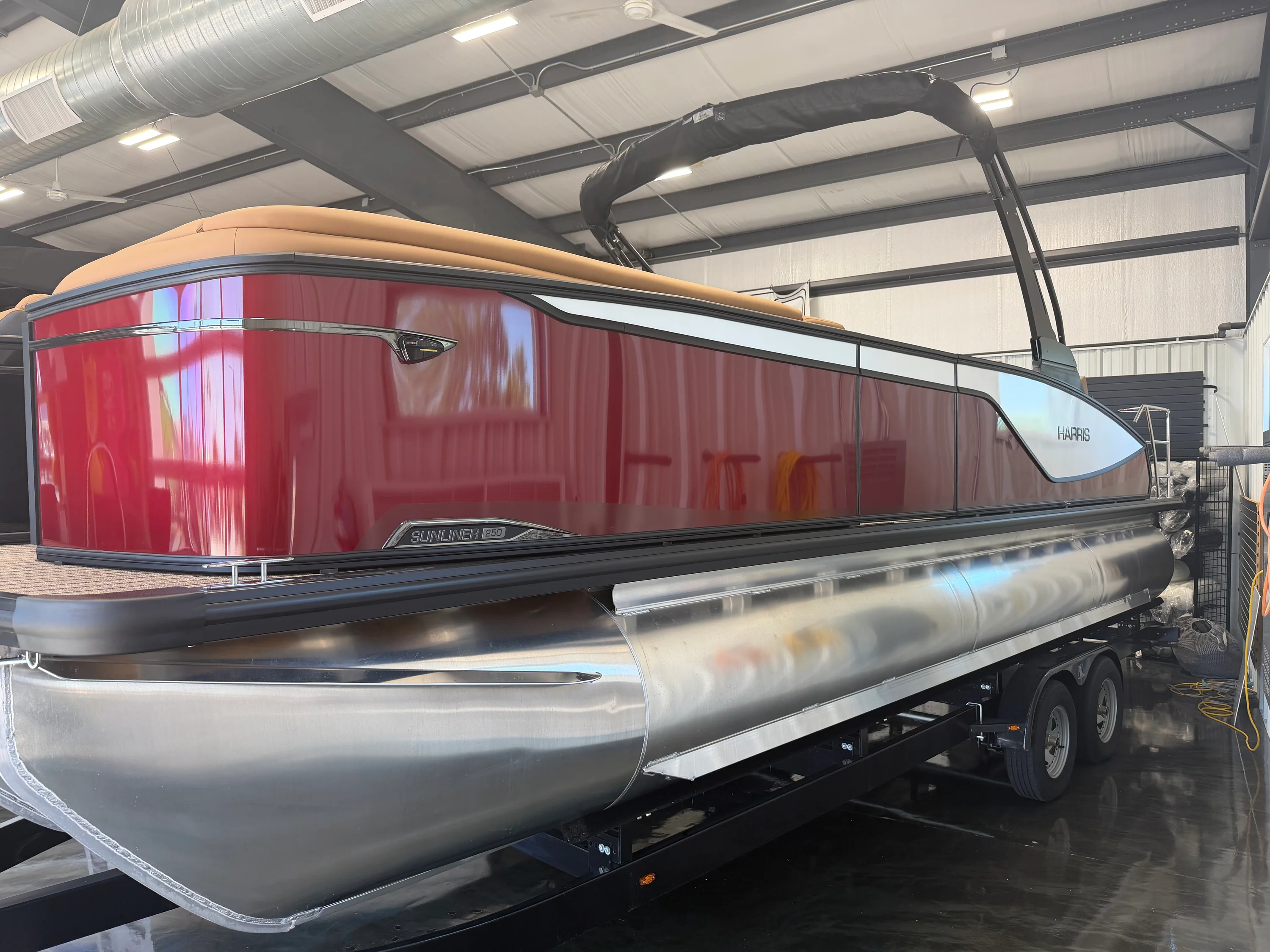 2026 Harris Sunliner 250 Image Thumbnail #1