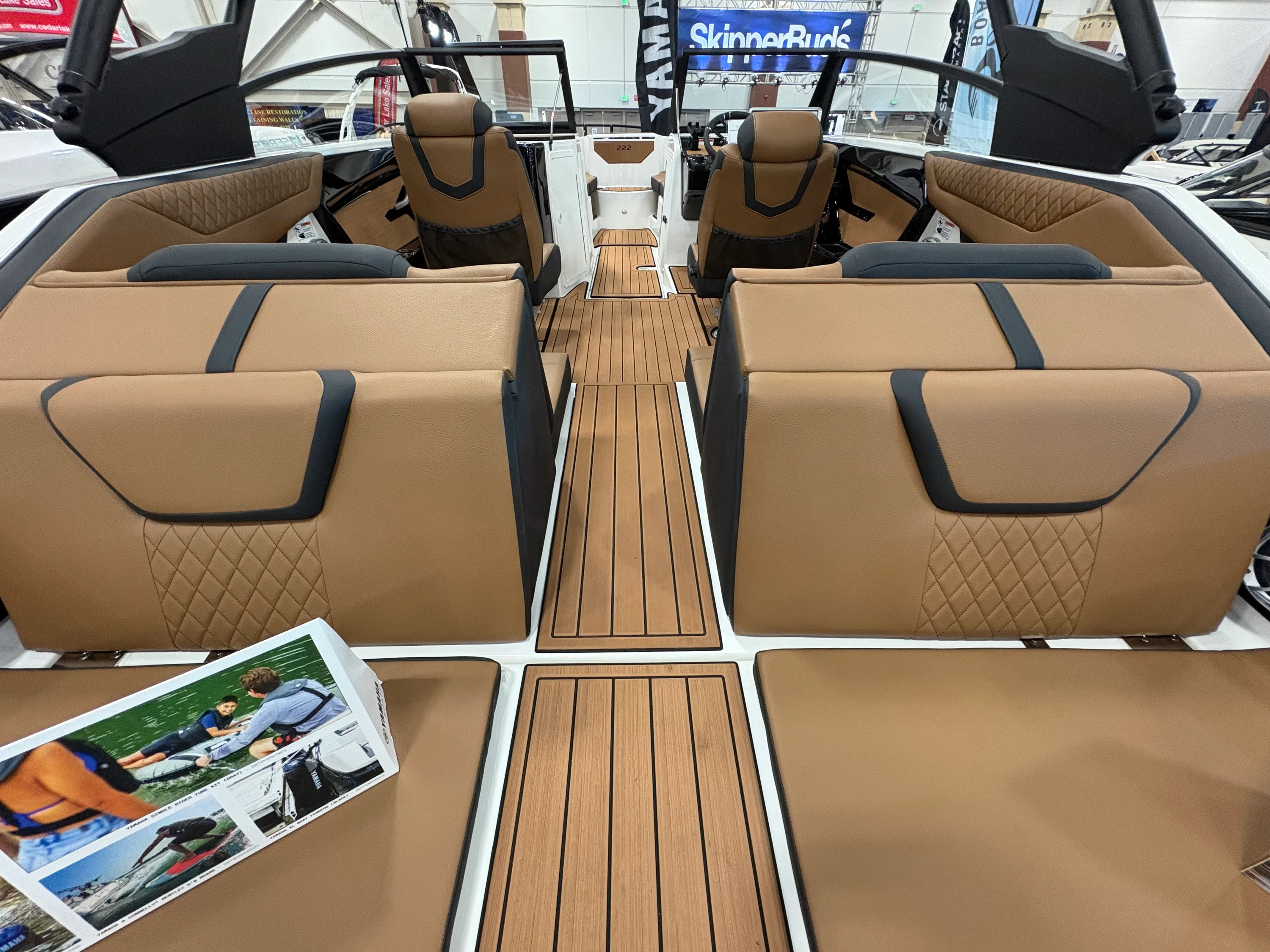 2026 Yamaha 222SE Image Thumbnail #9