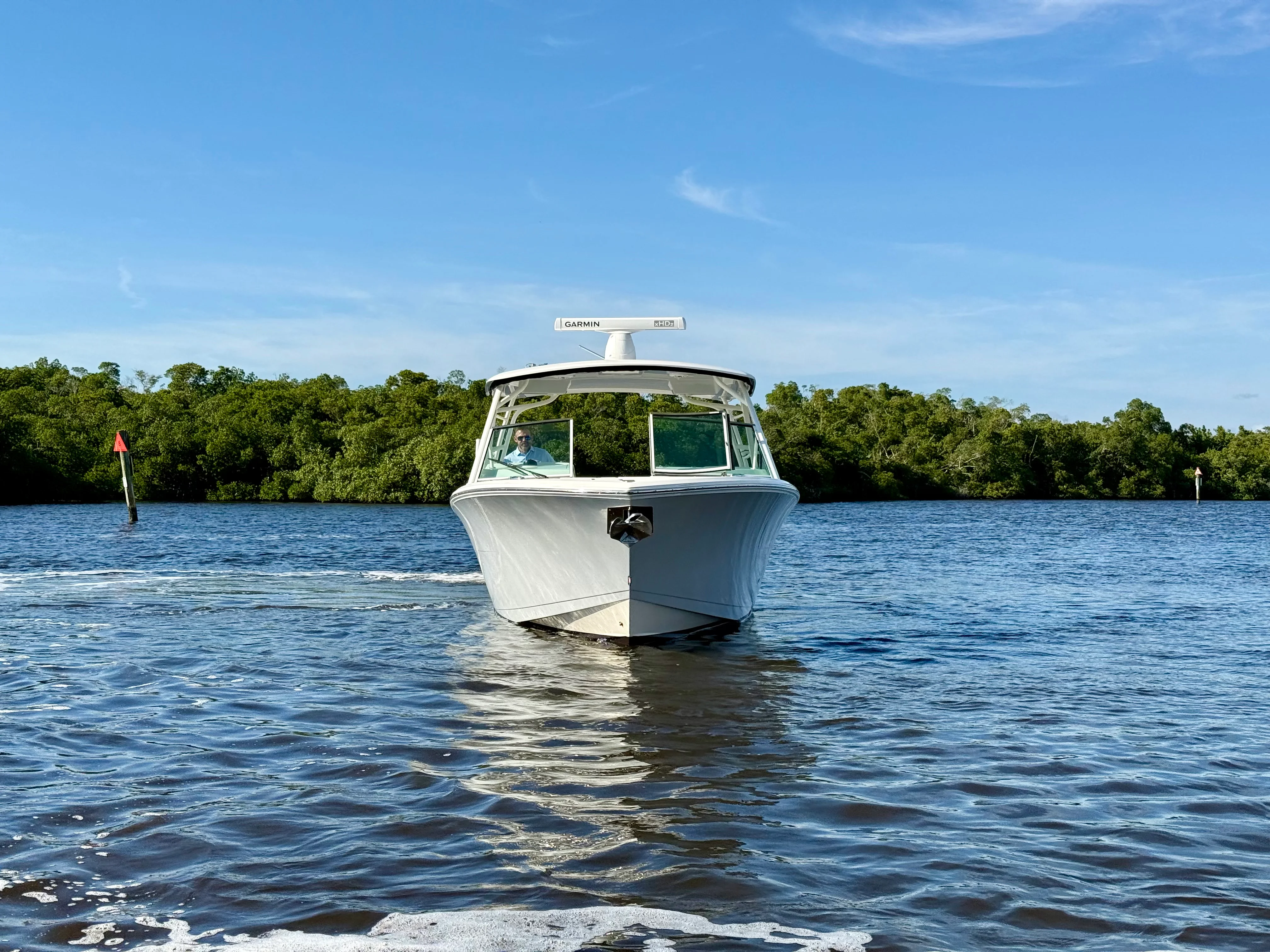 2022 Cobia 330 DUAL CONSOLE Image Thumbnail #3