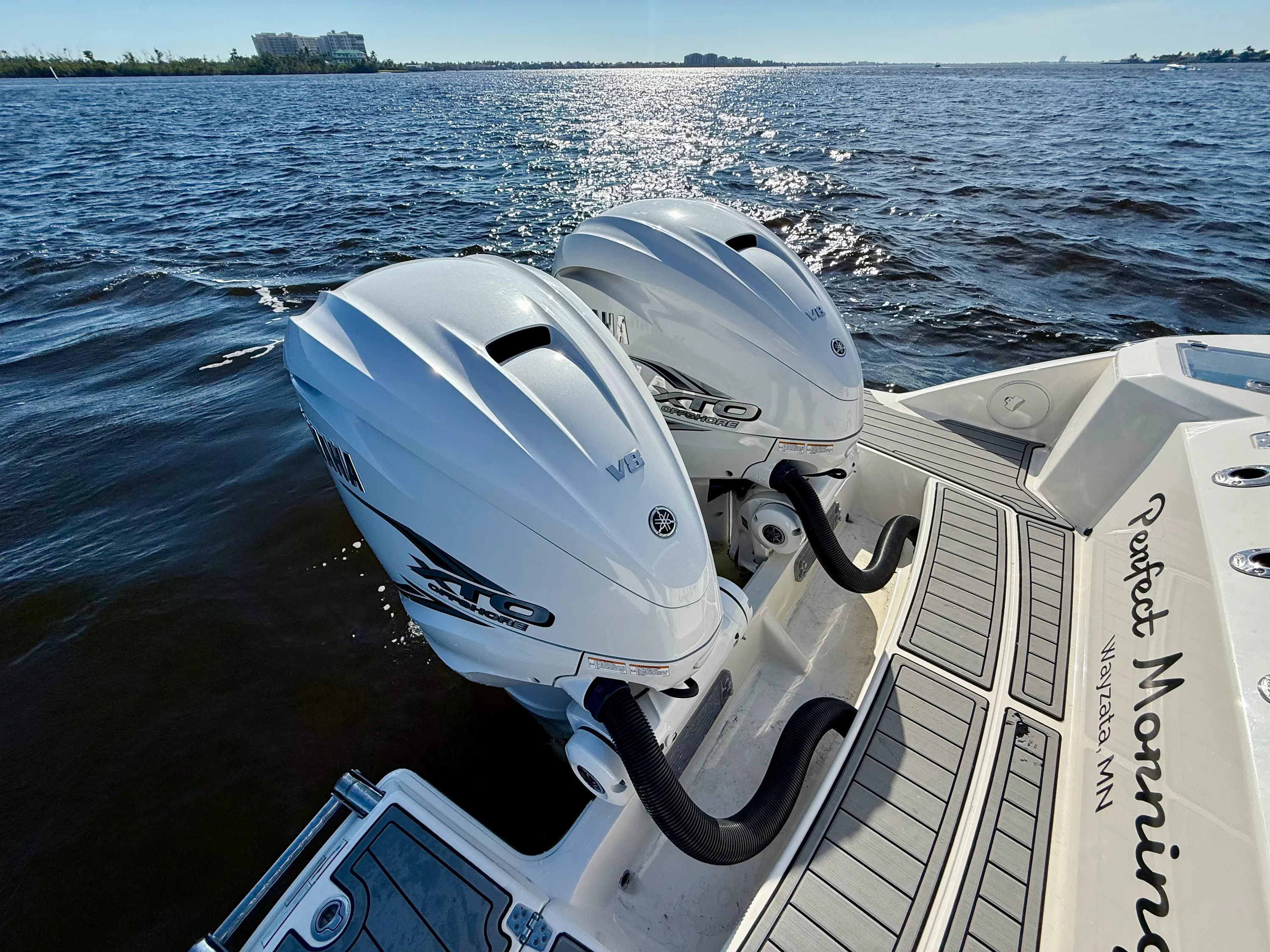 2022 Cobia 330 DUAL CONSOLE Image Thumbnail #13