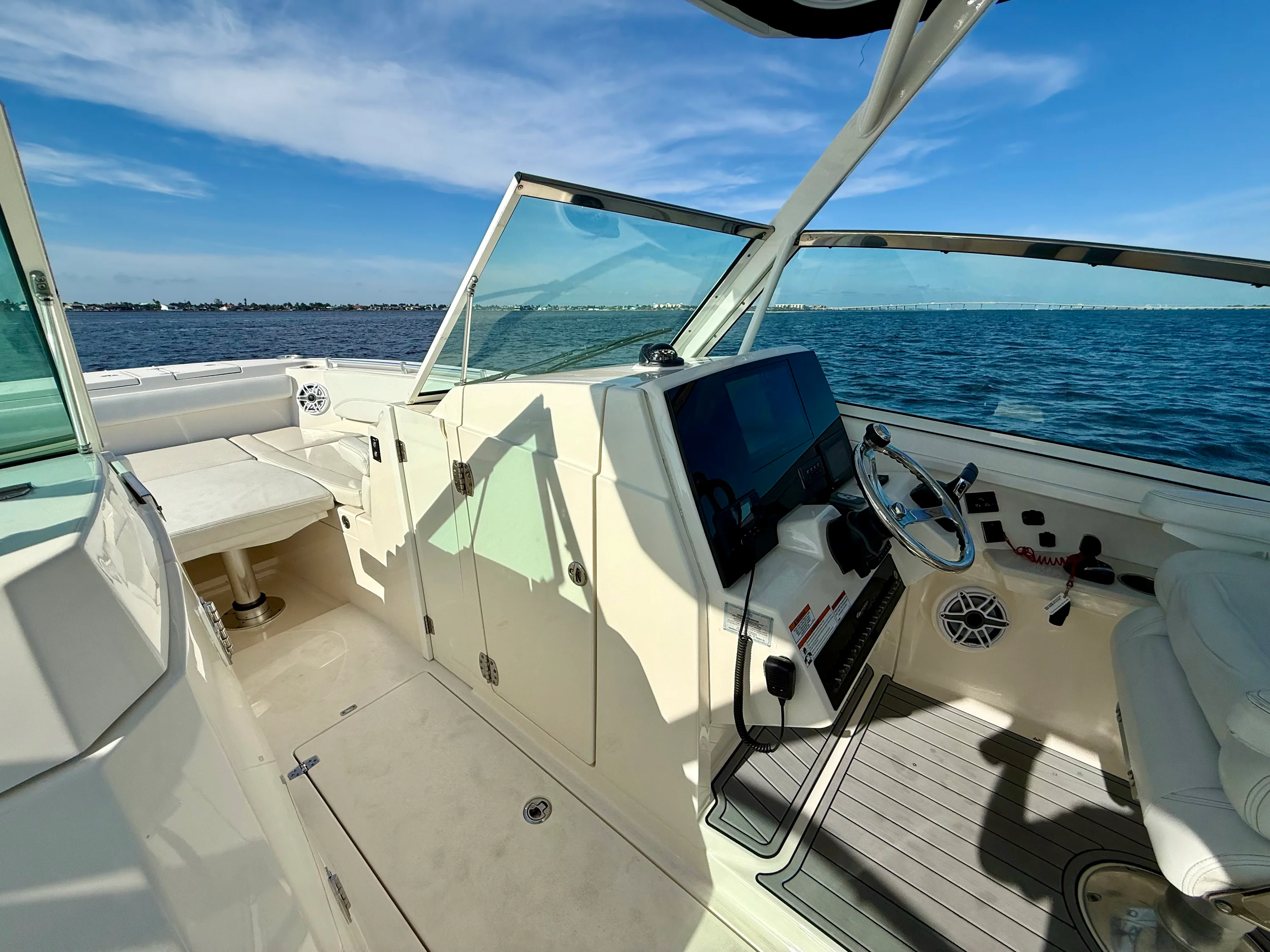 2022 Cobia 330 DUAL CONSOLE Image Thumbnail #47