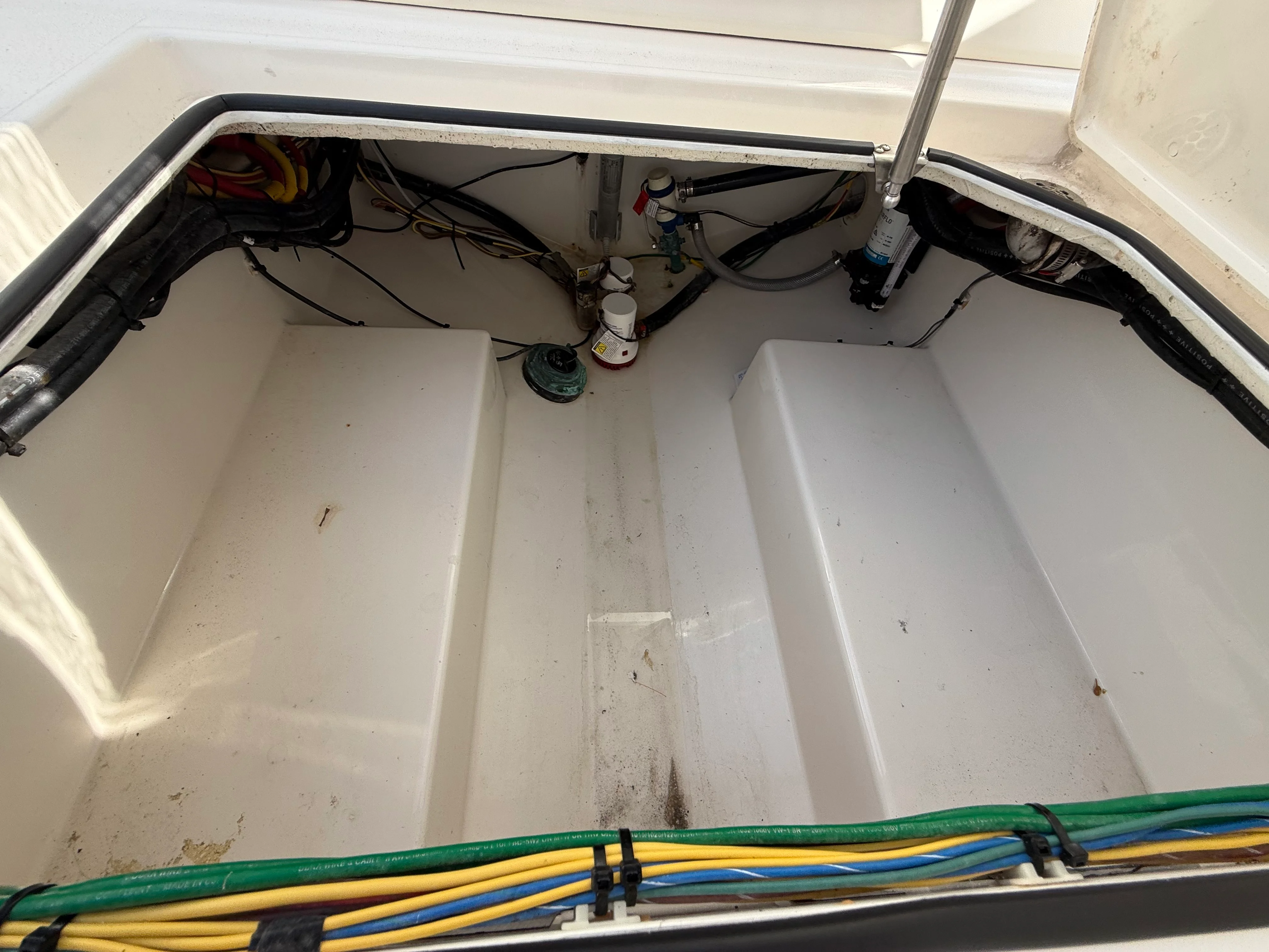 2022 Cobia 330 DUAL CONSOLE Image Thumbnail #21