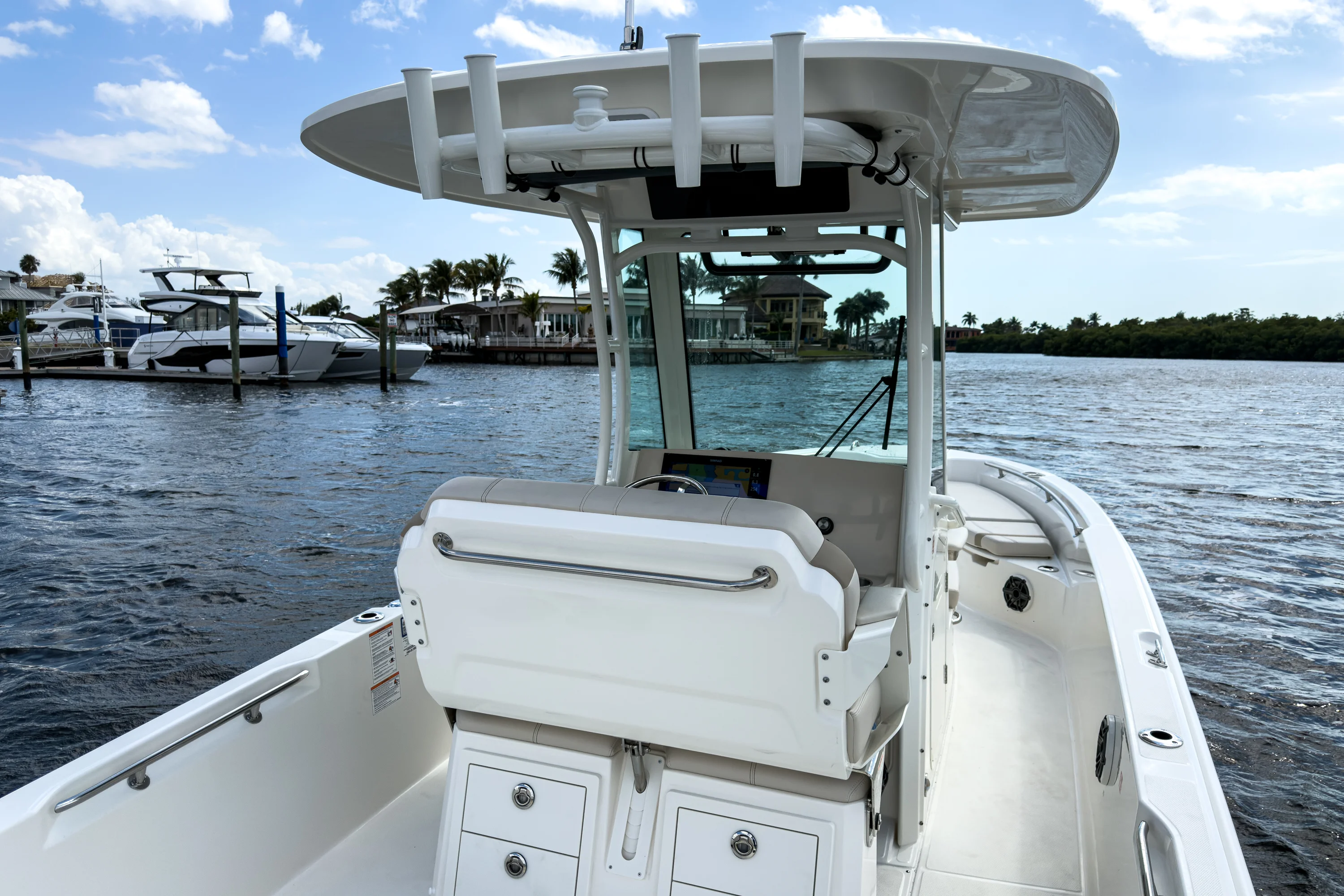 2026 Boston Whaler 280 Dauntless Image Thumbnail #4