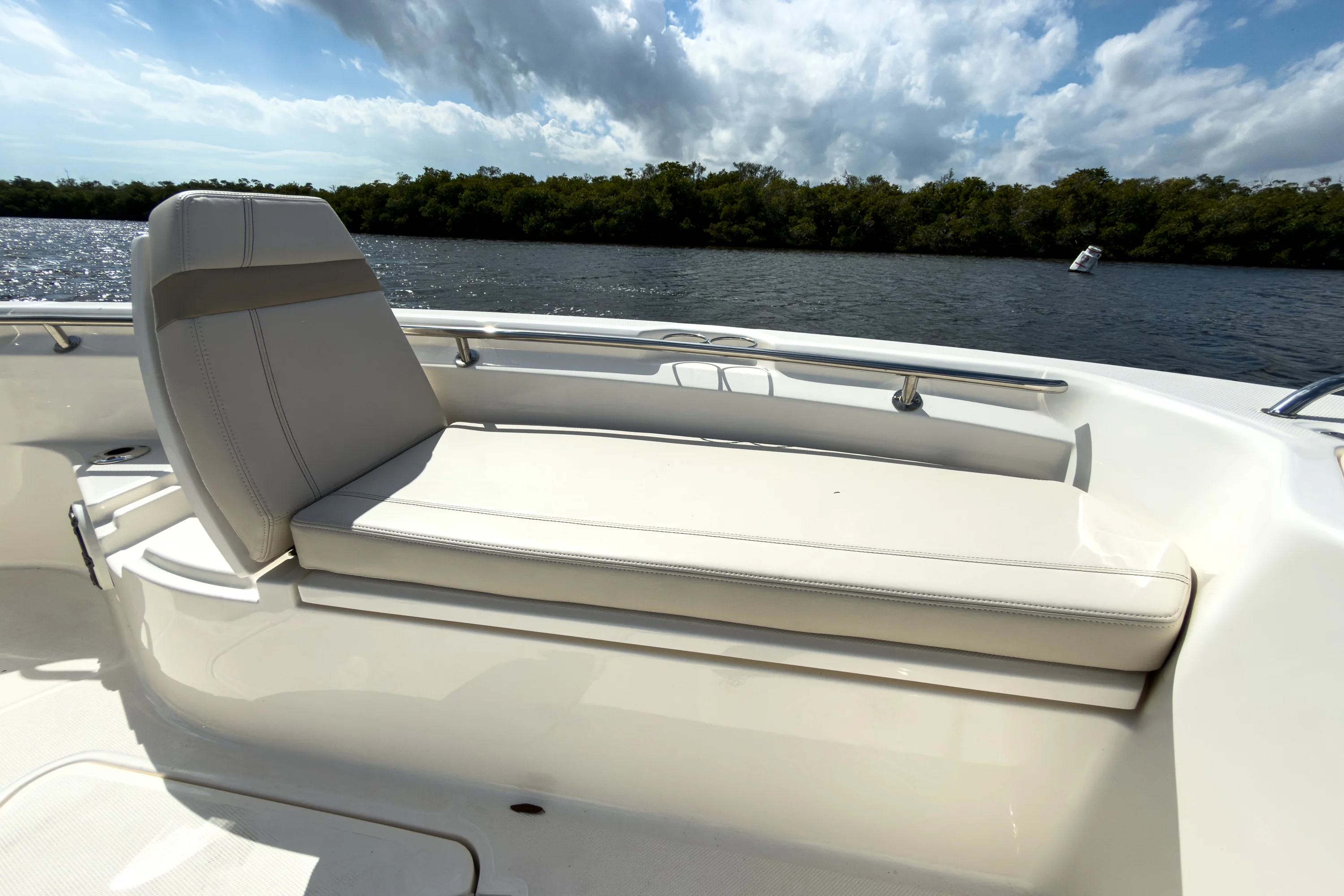 2026 Boston Whaler 280 Dauntless Image Thumbnail #15