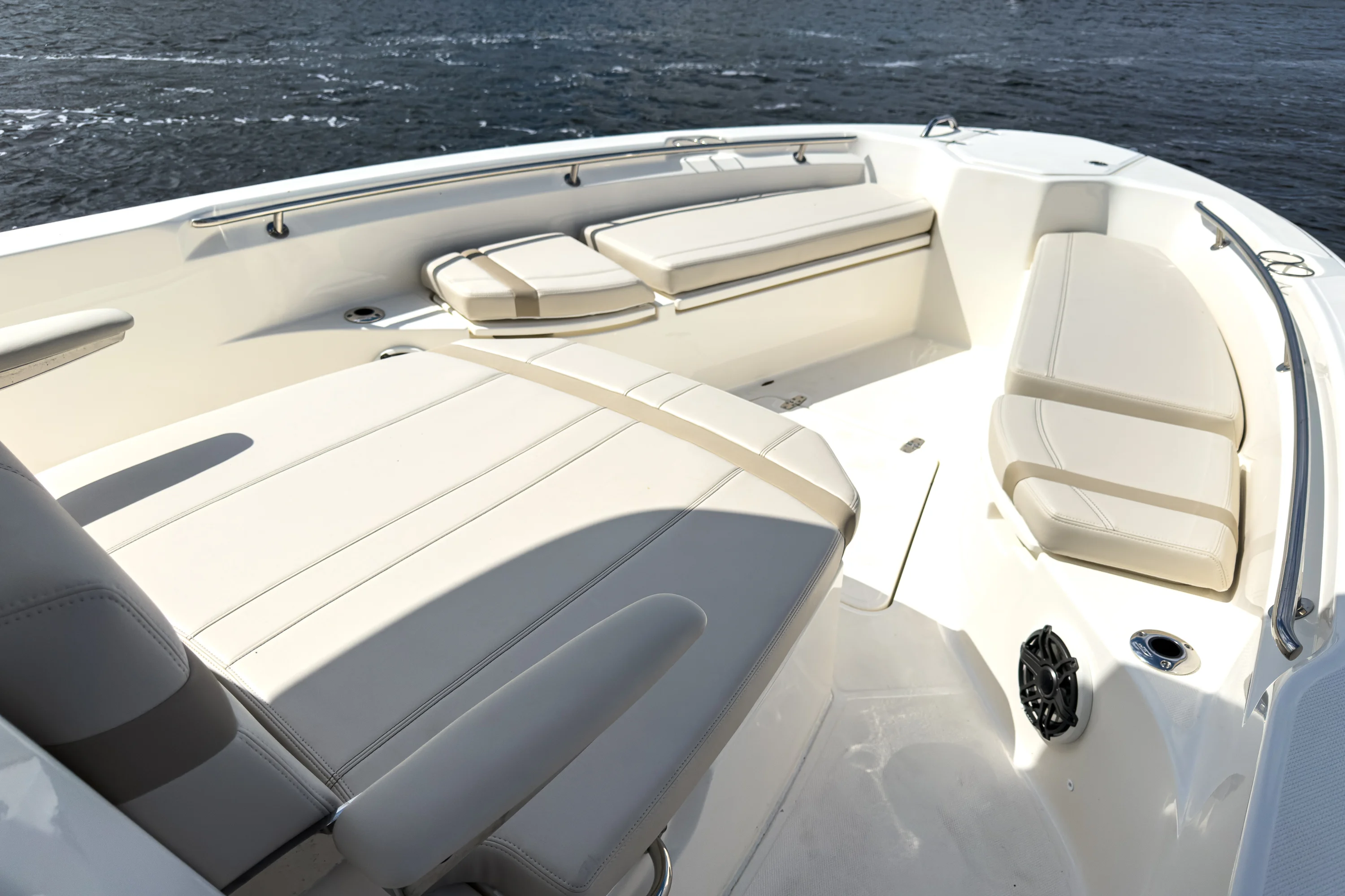 2026 Boston Whaler 280 Dauntless Image Thumbnail #13