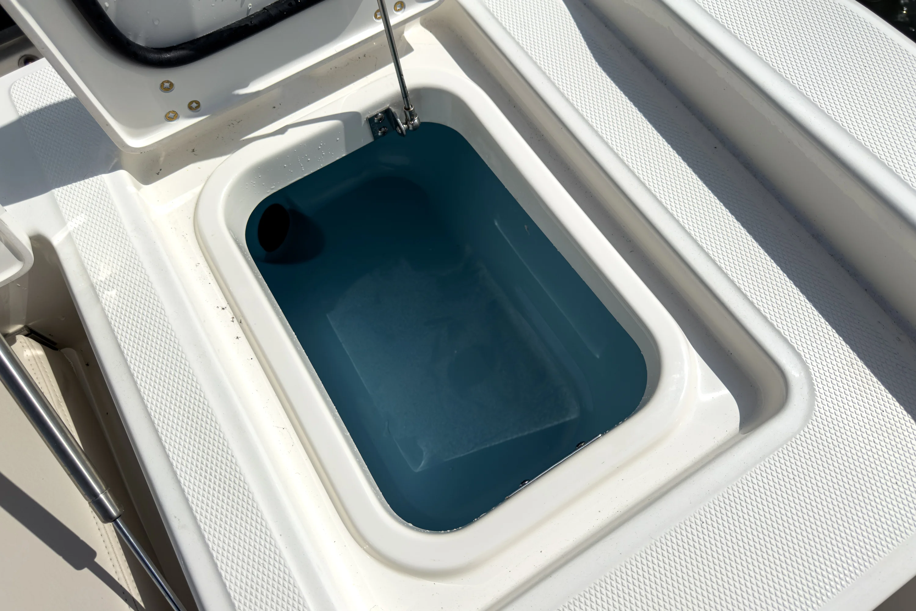 2026 Boston Whaler 280 Dauntless Image Thumbnail #6