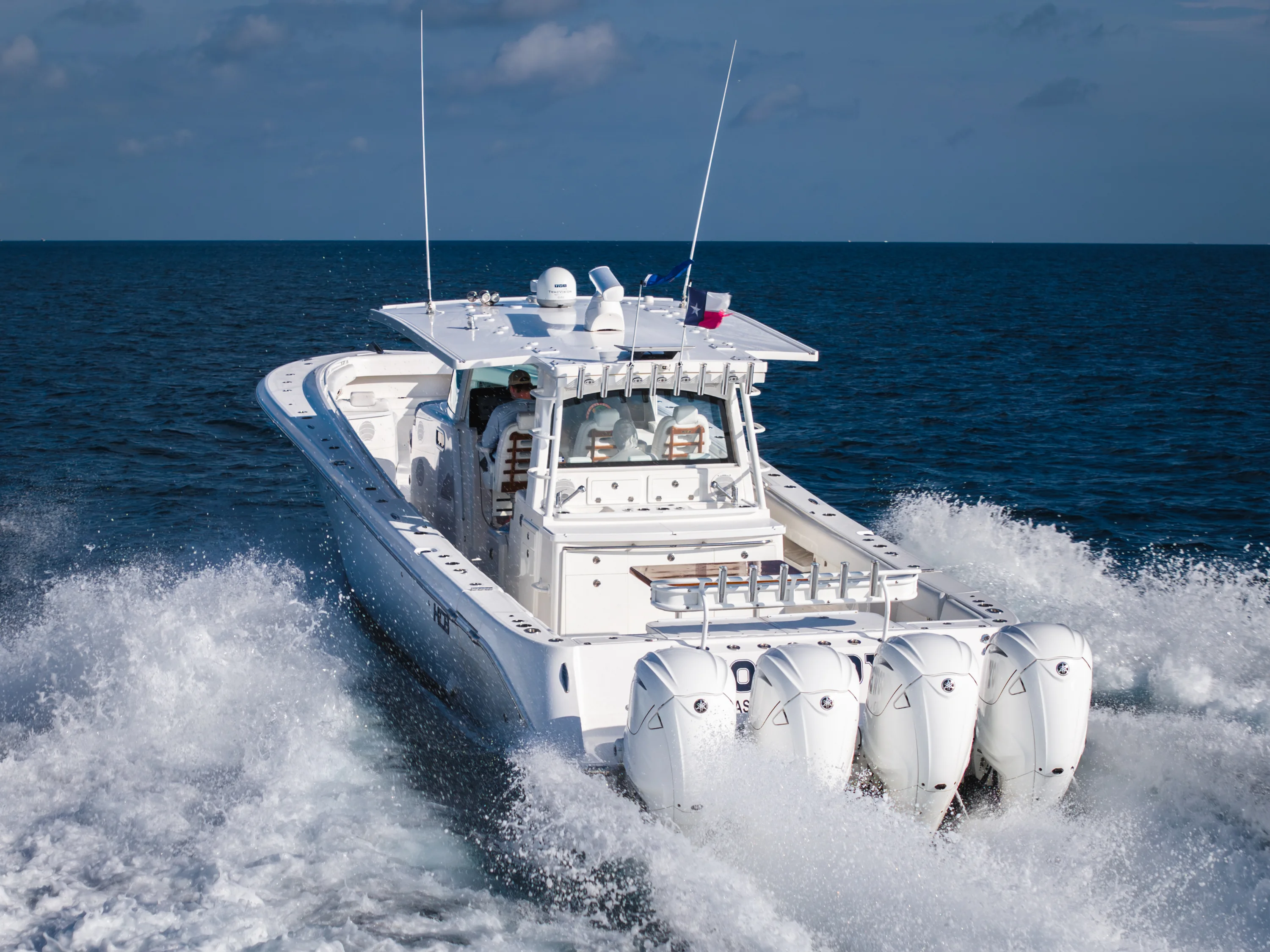 2020 HCB 53 Suenos Image Thumbnail #7