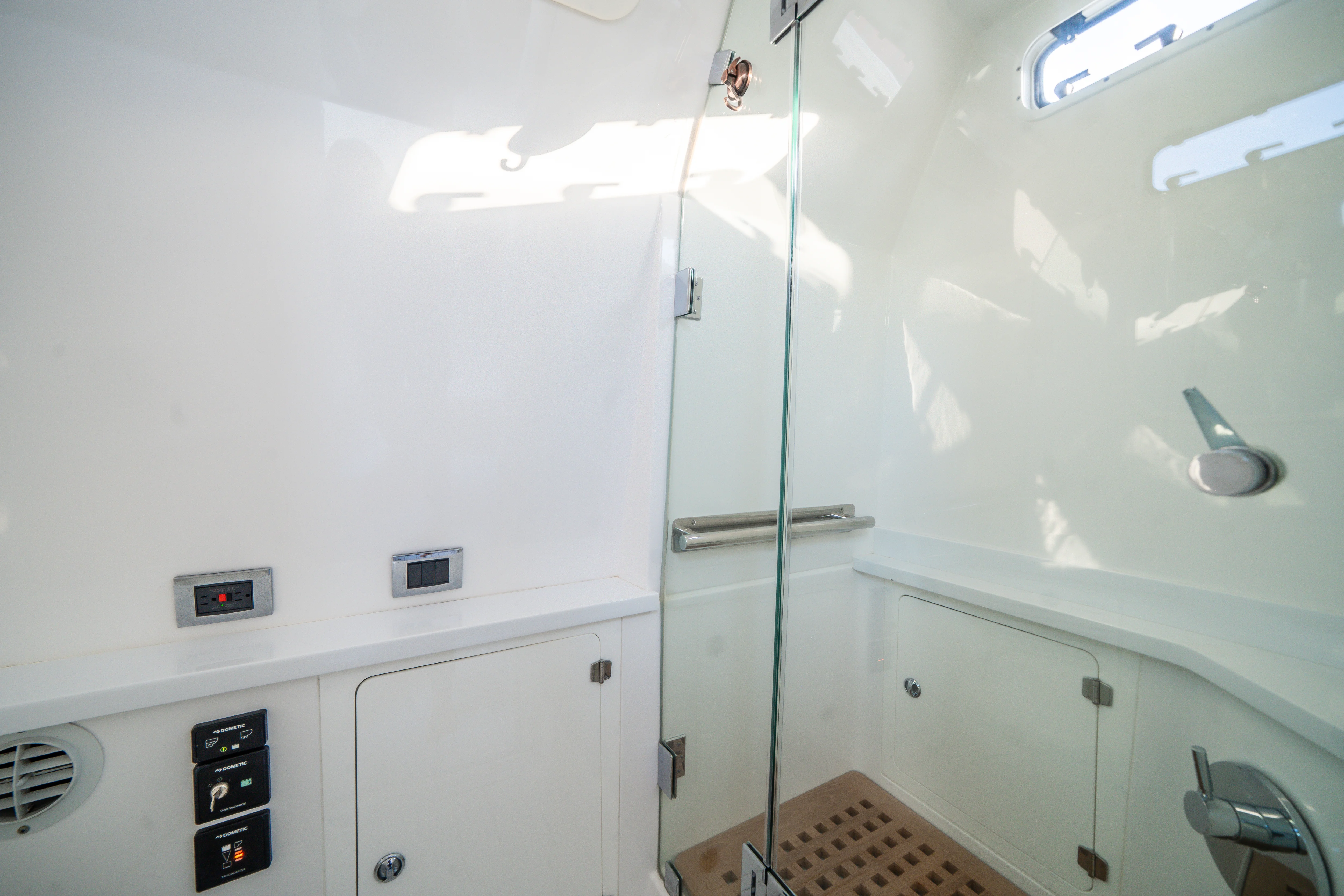 2020 HCB 53 Suenos Image Thumbnail #51