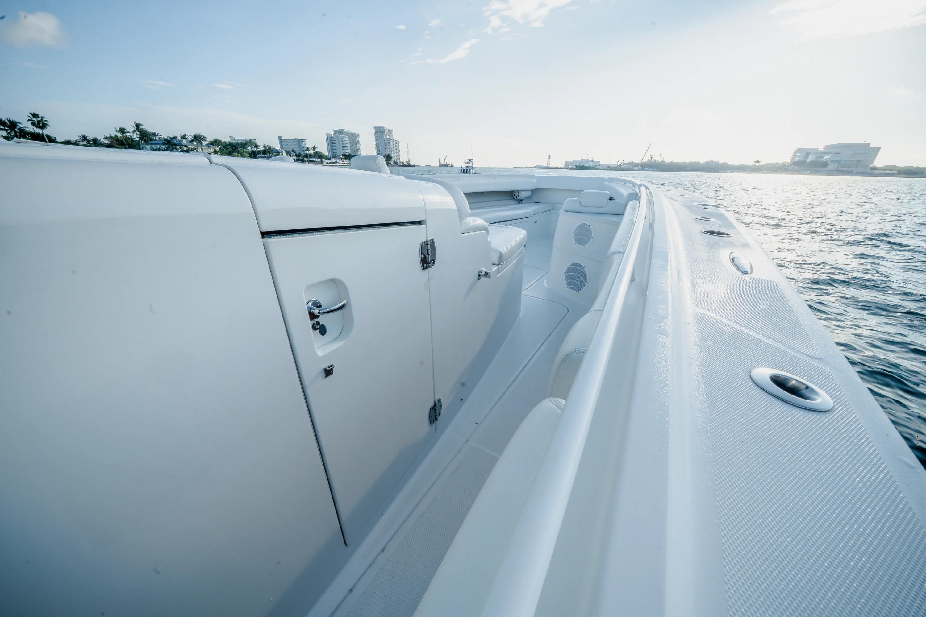 2020 HCB 53 Suenos Image Thumbnail #46