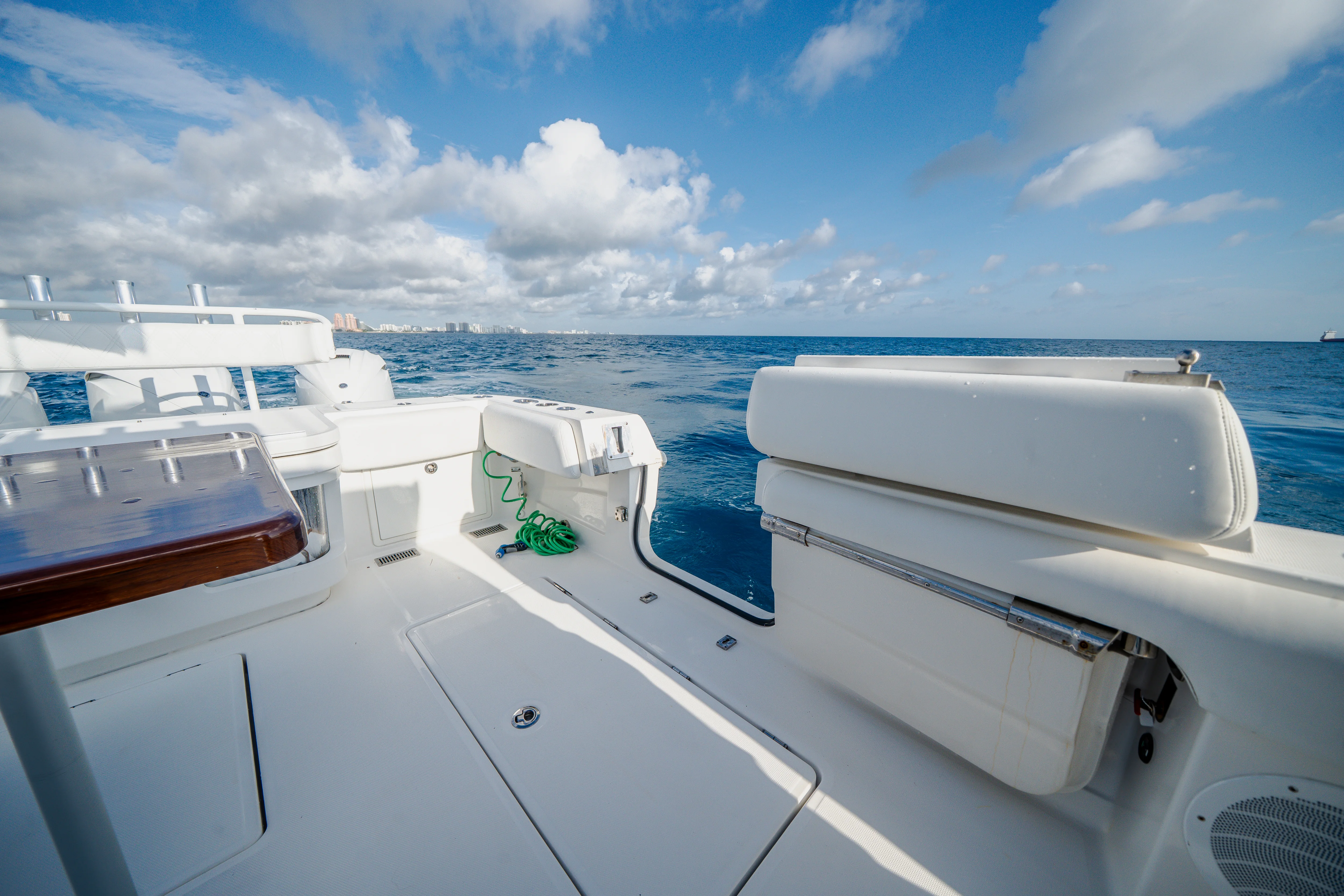 2020 HCB 53 Suenos Image Thumbnail #20