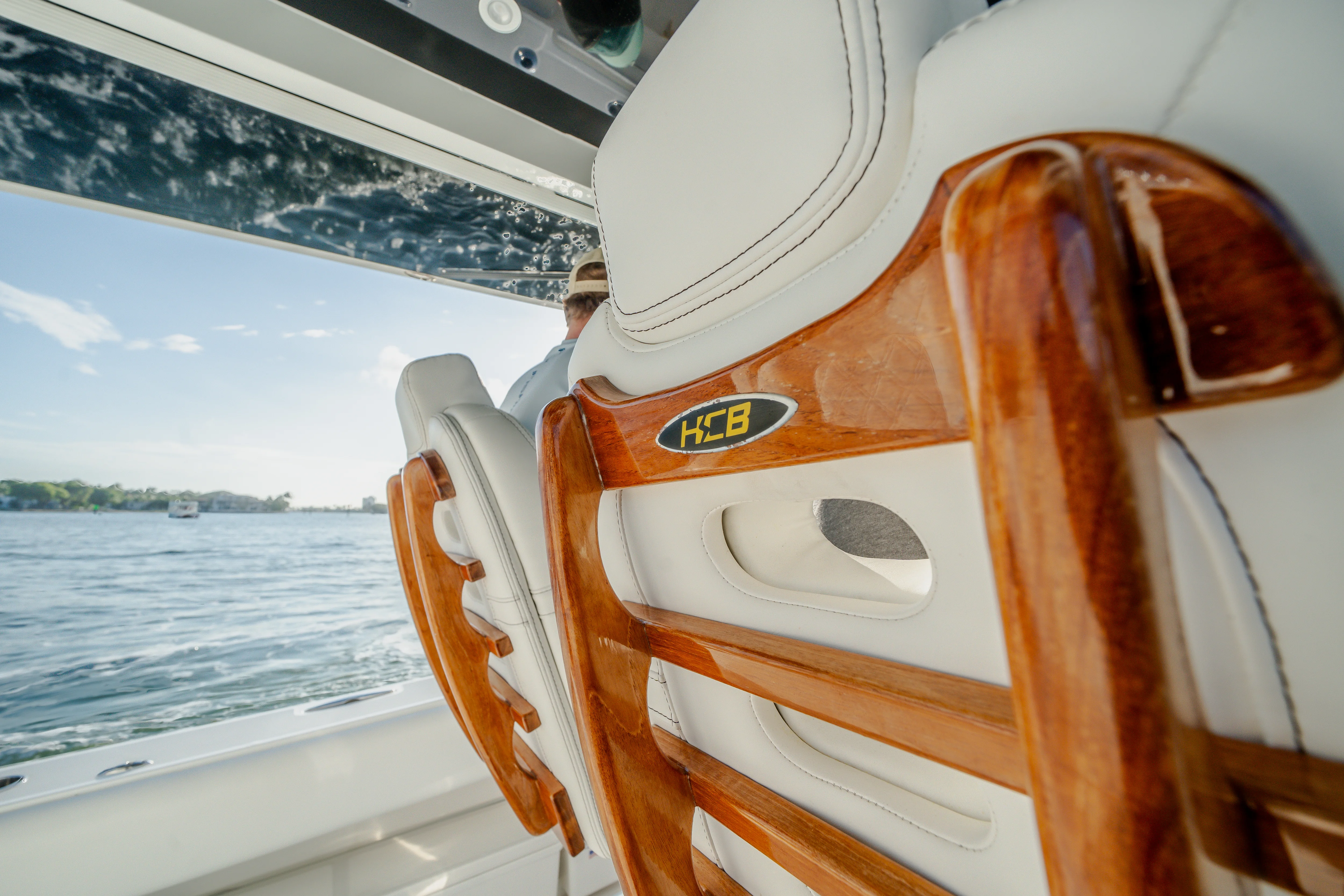 2020 HCB 53 Suenos Image Thumbnail #31