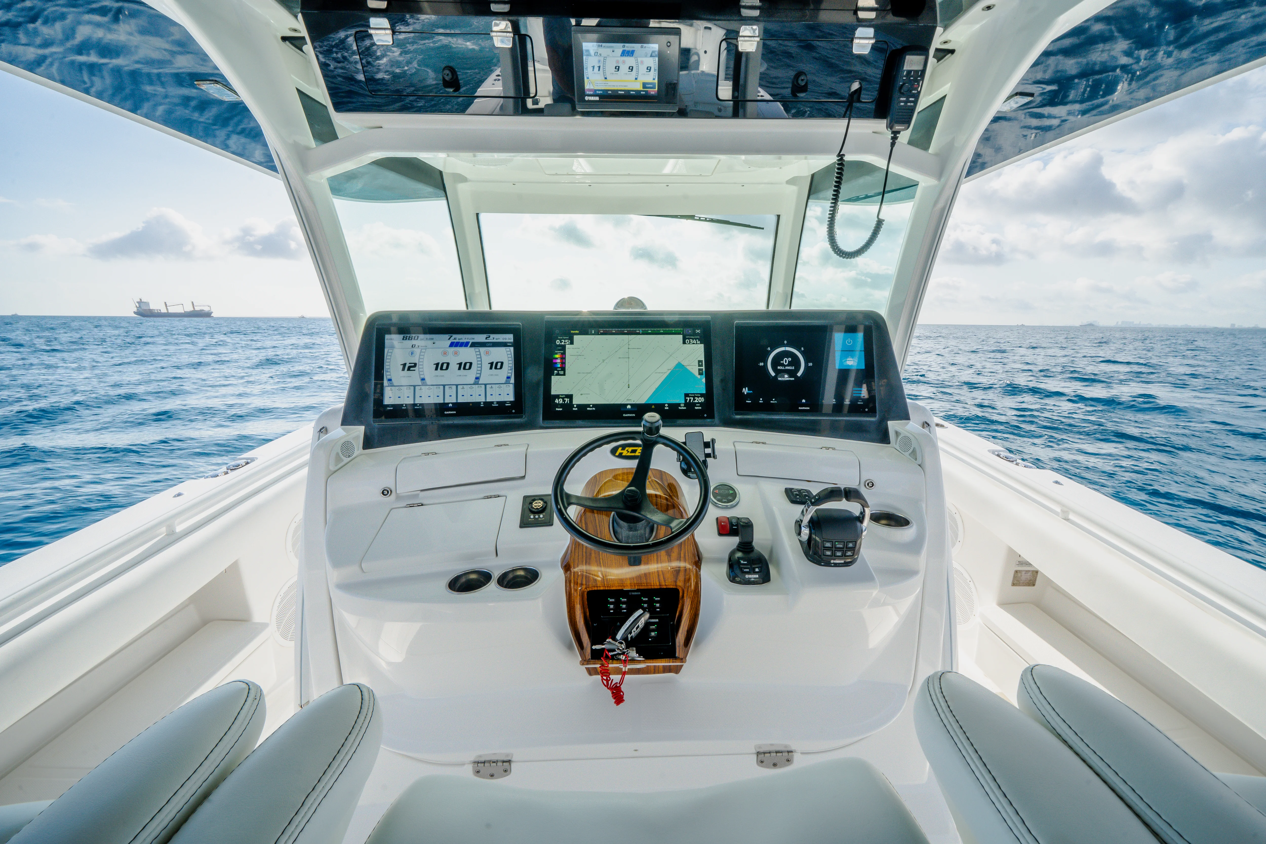 2020 HCB 53 Suenos Image Thumbnail #35