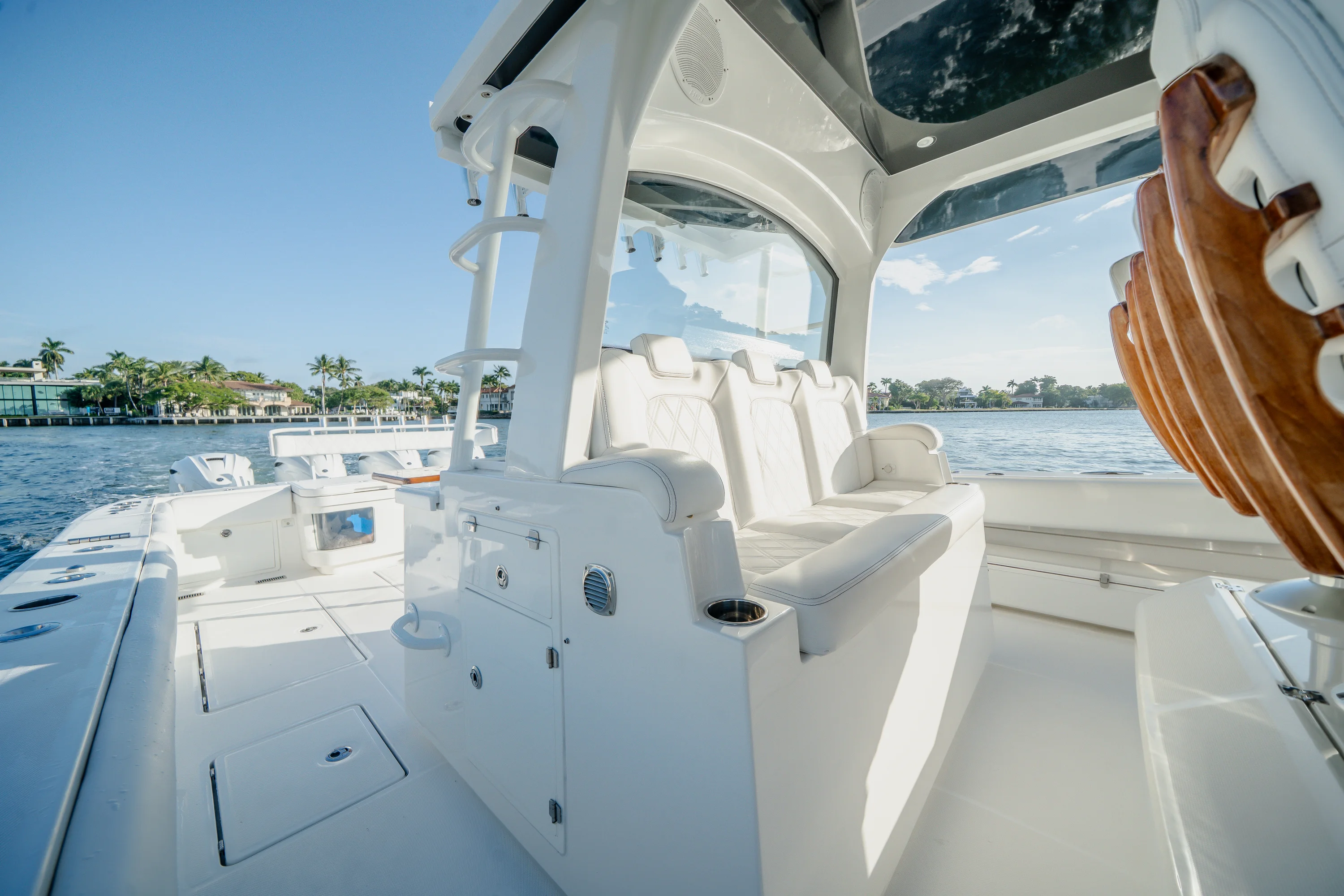 2020 HCB 53 Suenos Image Thumbnail #29