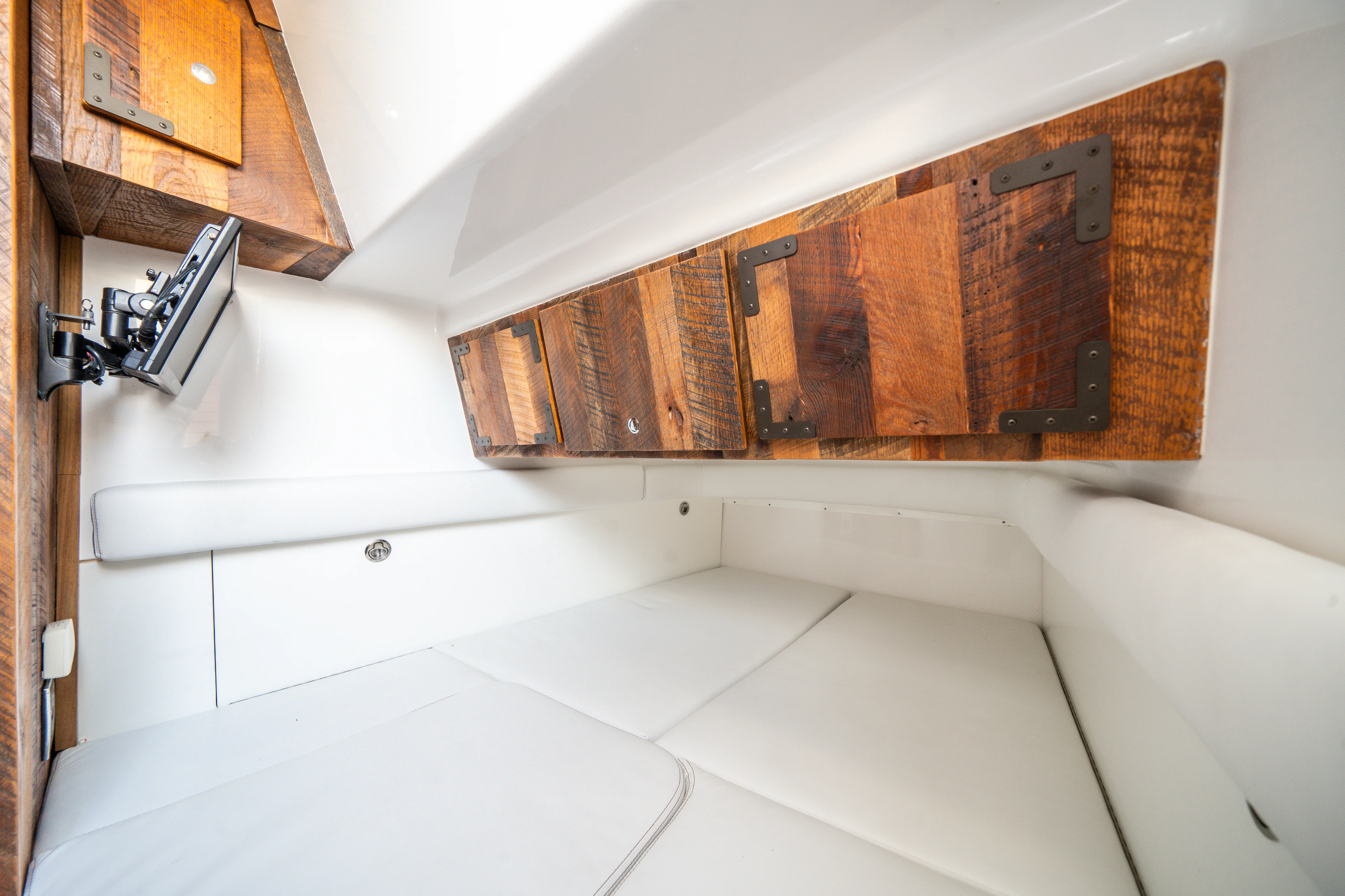 2020 HCB 53 Suenos Image Thumbnail #48