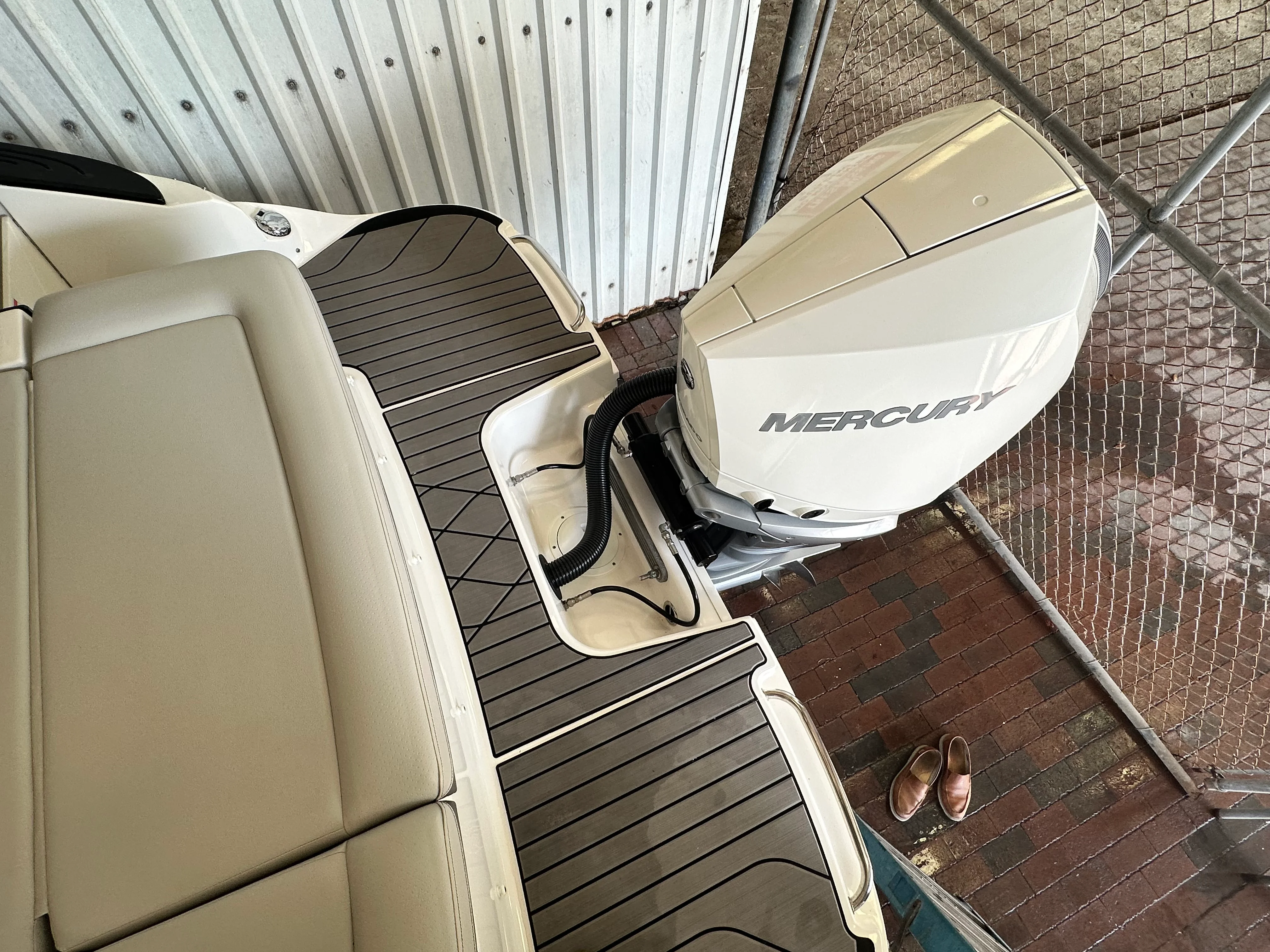 2024 Sea Ray 260 SLX OB Image Thumbnail #8