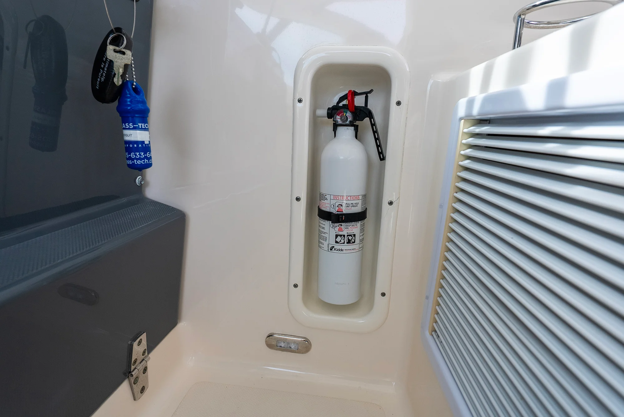 2012 Pursuit 345 OFFSHORE Image Thumbnail #51