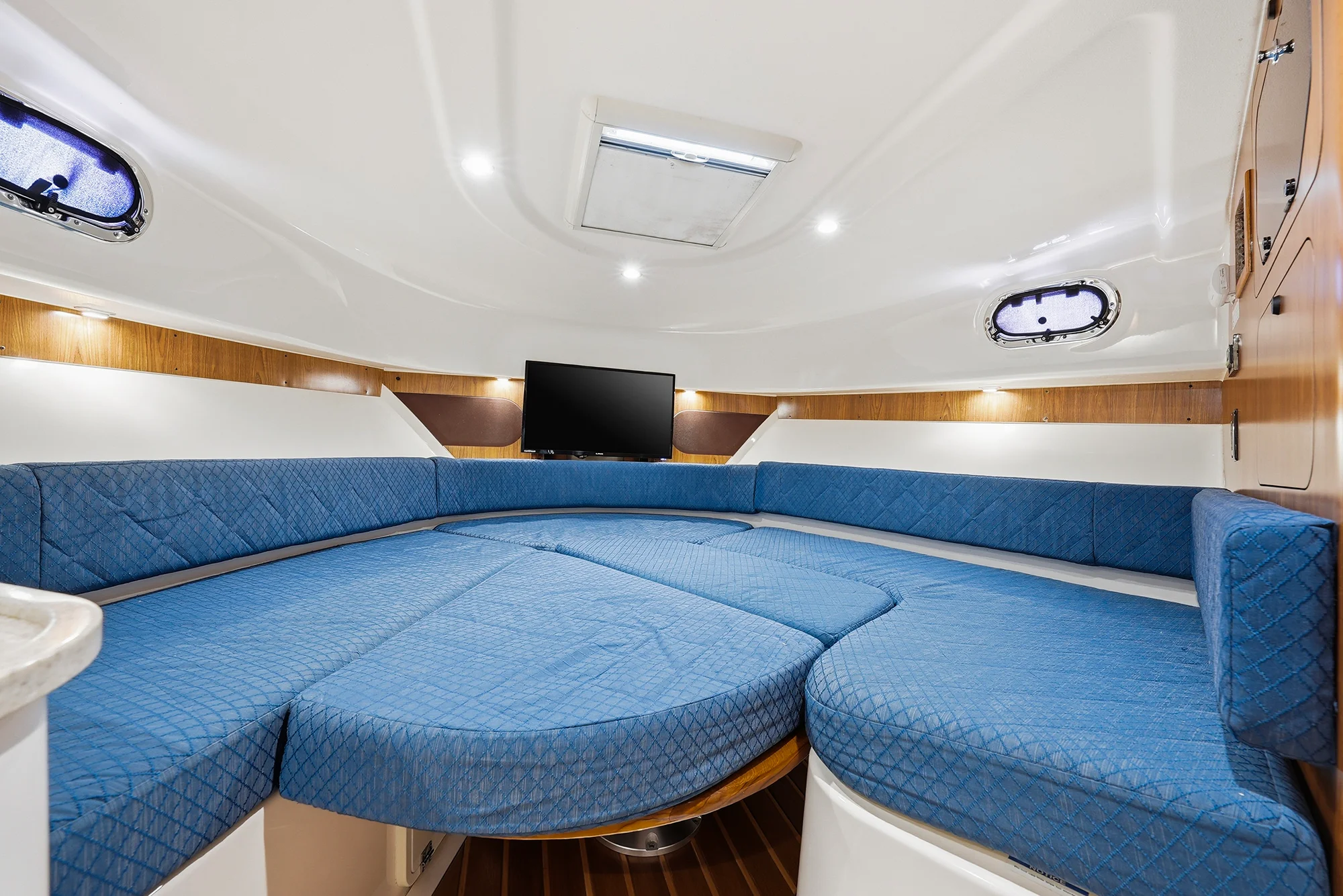 2012 Pursuit 345 OFFSHORE Image Thumbnail #73