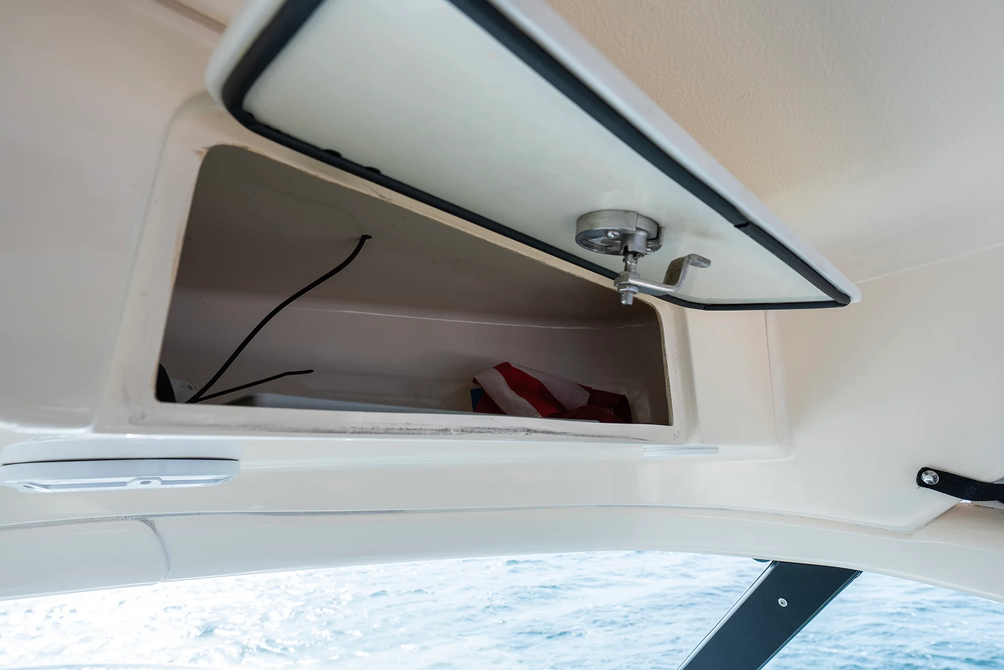 2012 Pursuit 345 OFFSHORE Image Thumbnail #53