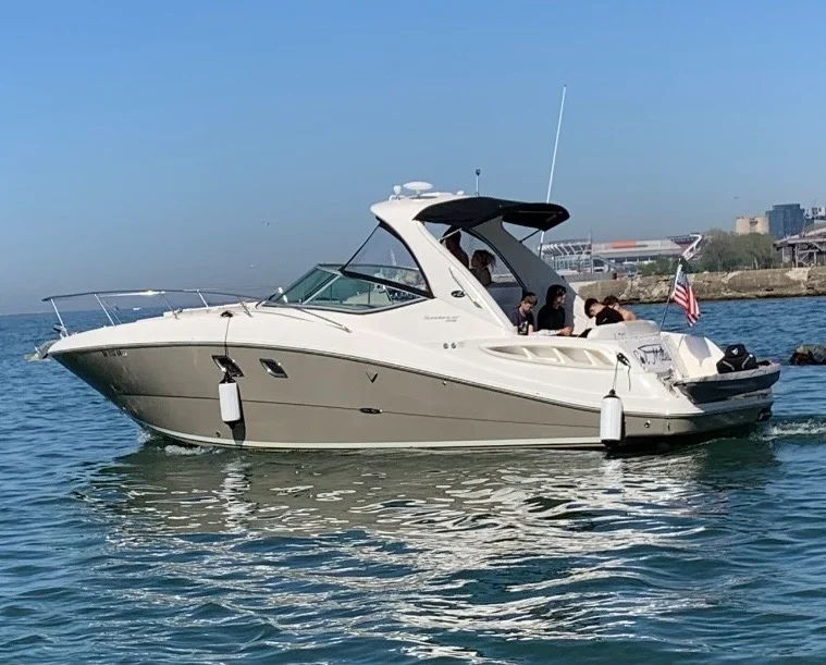 2010 Sea Ray 330 SUNDANCER Image Thumbnail #0