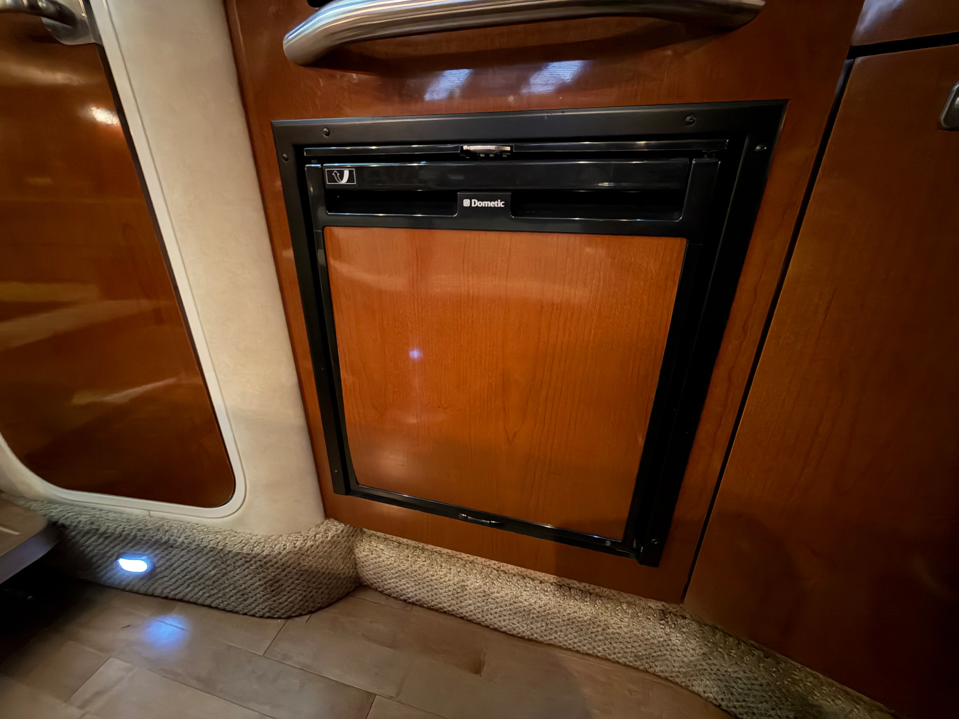 2010 Sea Ray 330 SUNDANCER Image Thumbnail #23